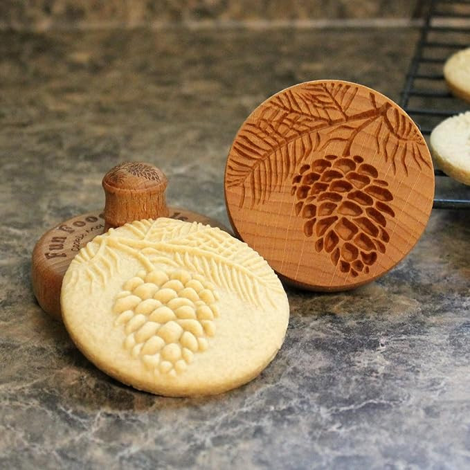 Wood Cookie Stamp, 2.5 Inch (Pine Cone CS-21) | Amazon (US)