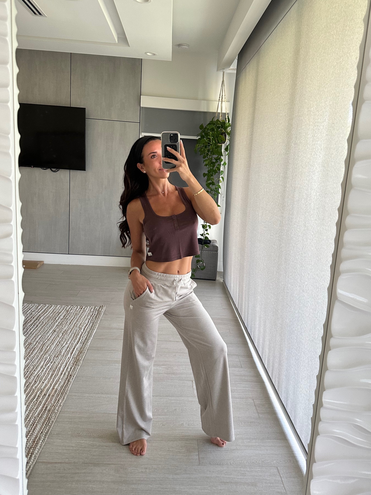 Hey ladies! Here’s another one of my favorite comfy lounge looks for errands or travel! Crop top is on sale and the joggers are worth every penny! Comfort to the max! I’m wearing a size small top and xs bottoms 🤎

#LTKSale #LTKFind #LTKfitness