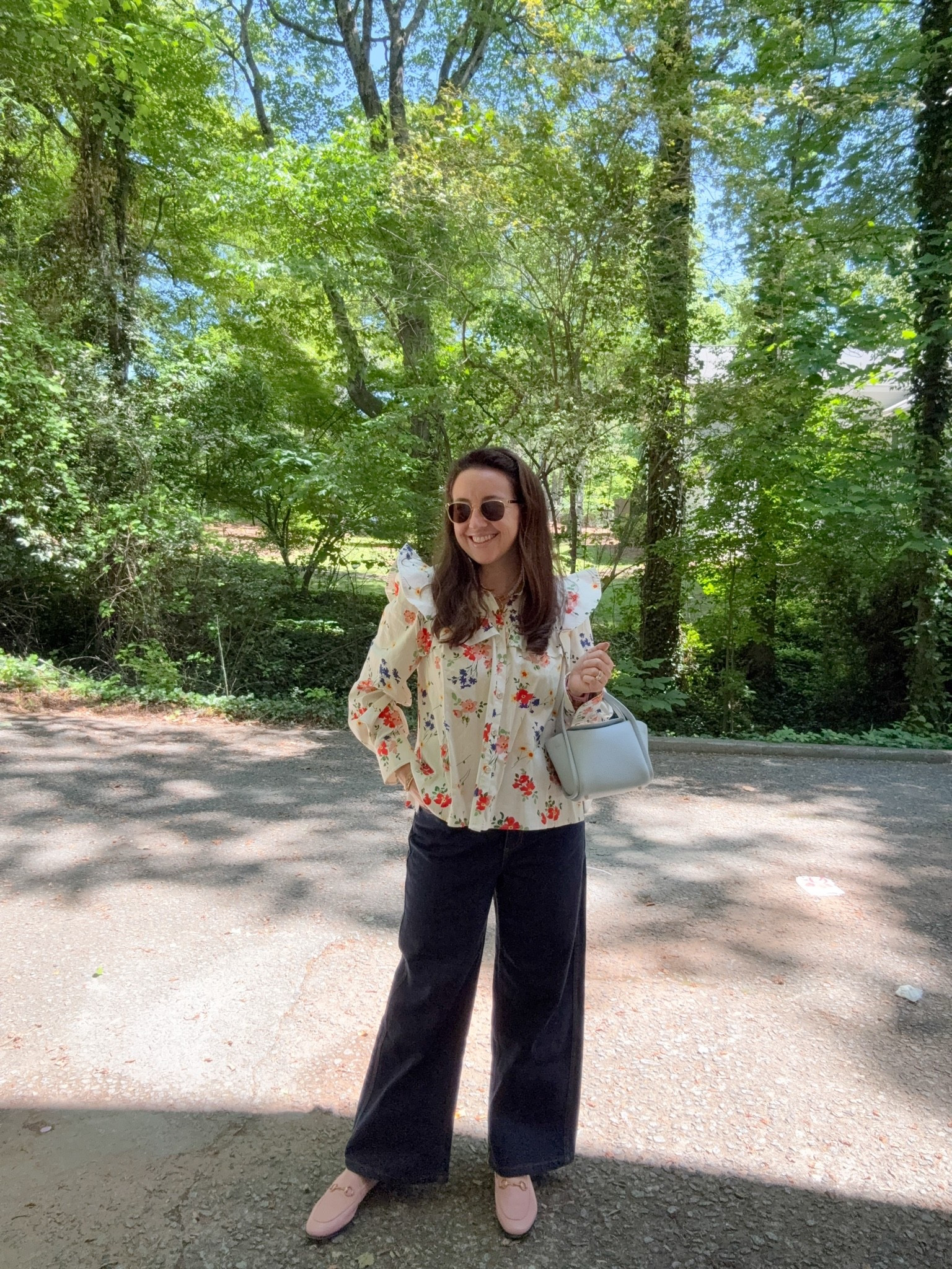 I’ve worn these @SEZANE jeans 3x in the last week and half! I am lovinggg them 💙

#LTKootd