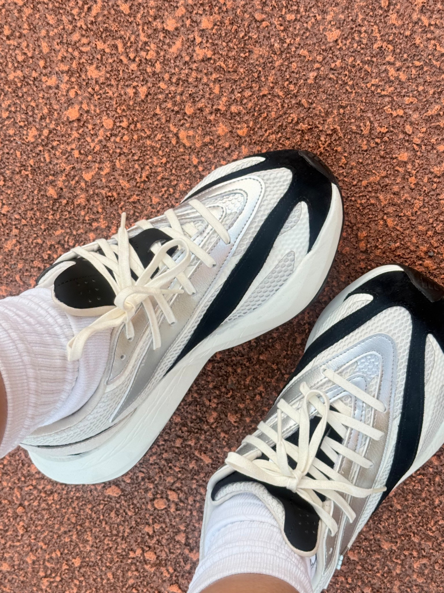 Sharing comfortable walking sneakers from @adidas Walked for 10 hours in the theme park in these ☺️ My exact color sold out but tagged alternative. Runs true to size. 

#LTKOver40 #LTKmomlife #LTKdayinmylife