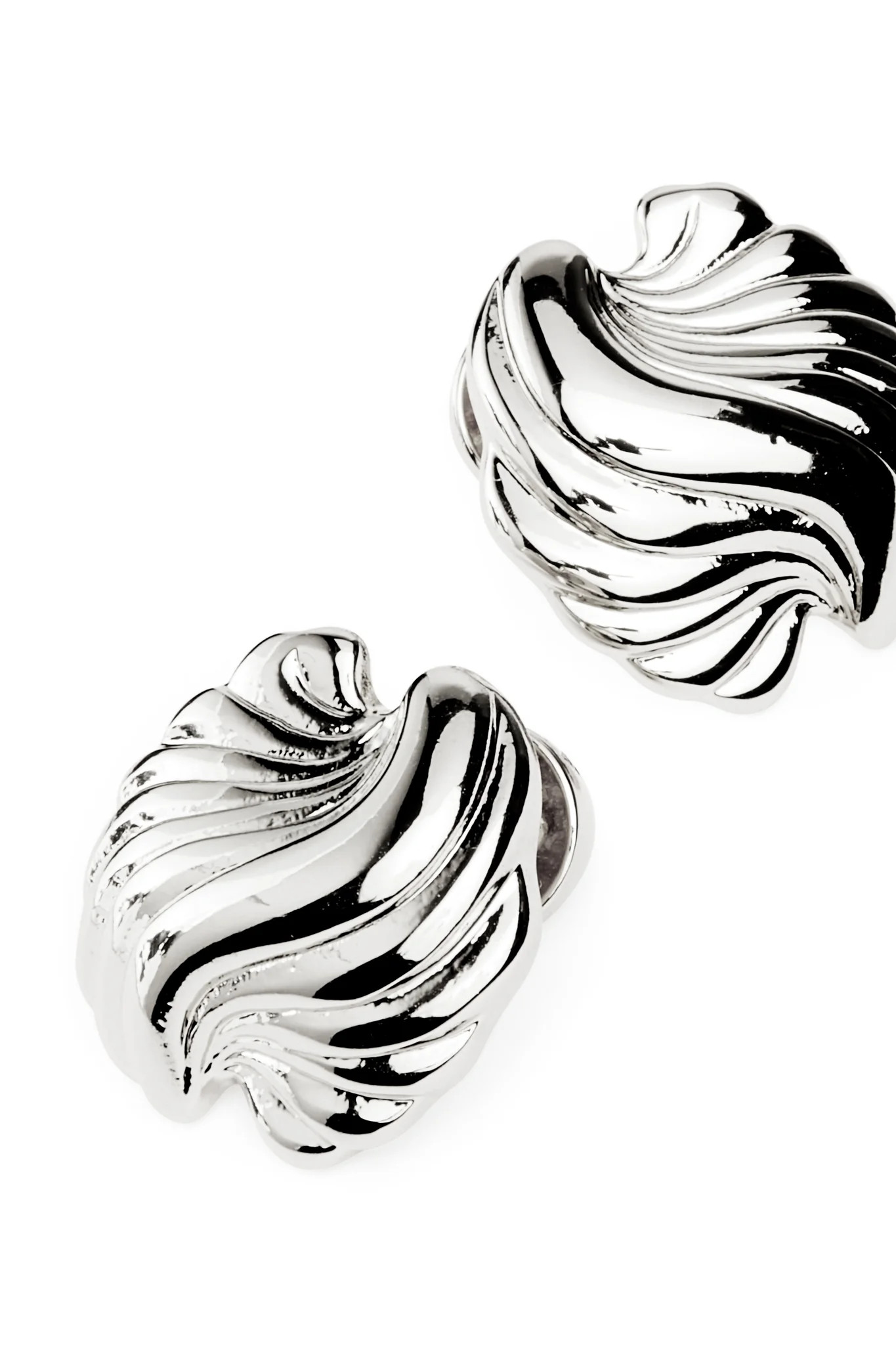 Alina Clamshell Earring | aje. (Australia and New Zealand)