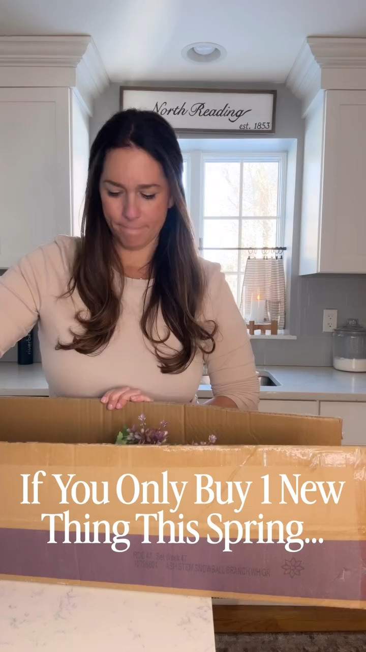 These might be my favorite spring stems of all time. Something about the dusty purple tones add the perfect amount of Spring color to my otherwise neutral palette! And with this vase - the pairing is a chefs kiss! 👌🏽

Comment SHOP and I’ll send you a DM with links to it all on my LTK ⬇️ But, be sure to give a follow first so IG doesn’t block my DM. 

#springdecor #flowers #homedecor #reel #tray