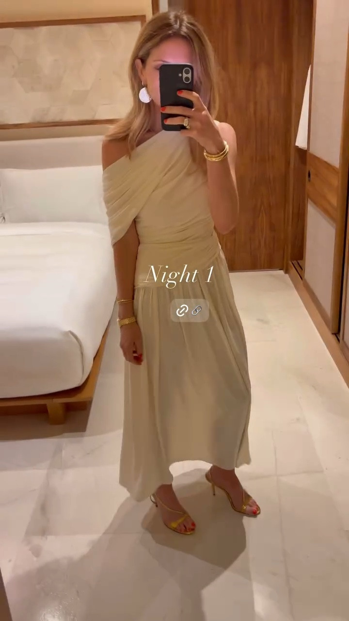 Night 1 in Cabo 

 

#LTKSeasonal #LTKStyleTip