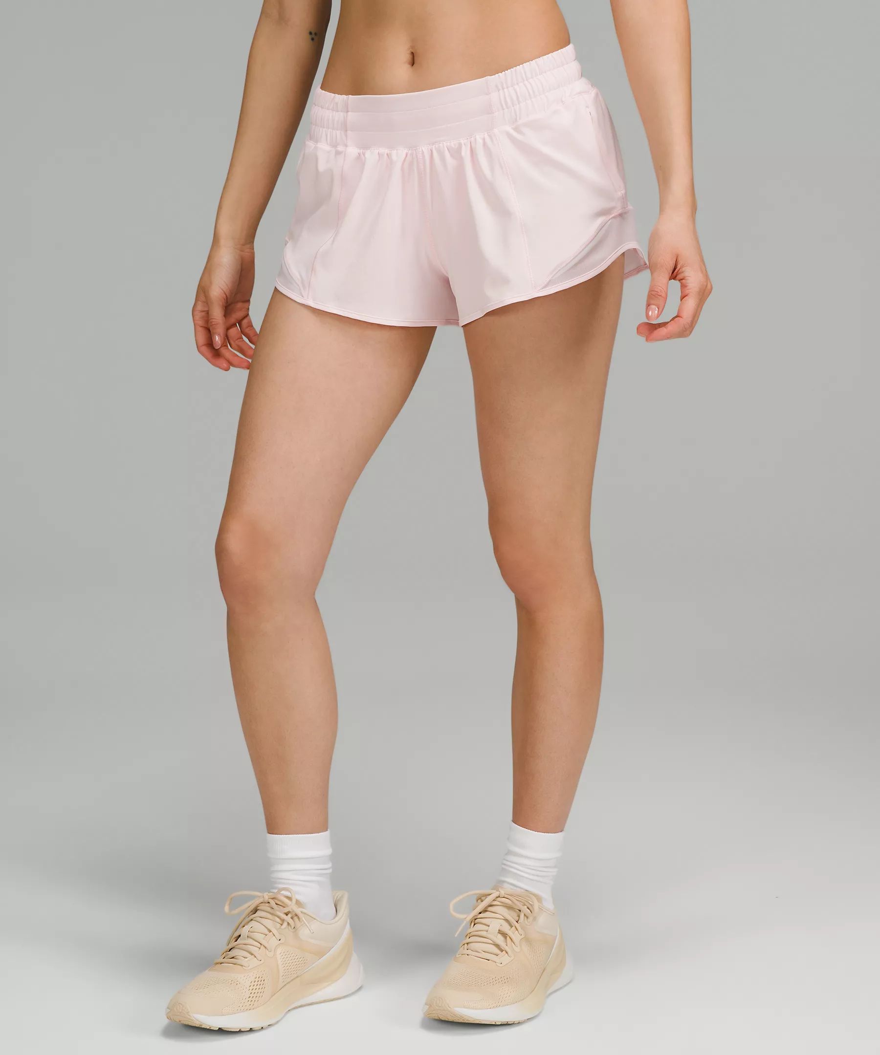 Hotty Hot Low-Rise Lined Short 2.5" | lululemon (CA)