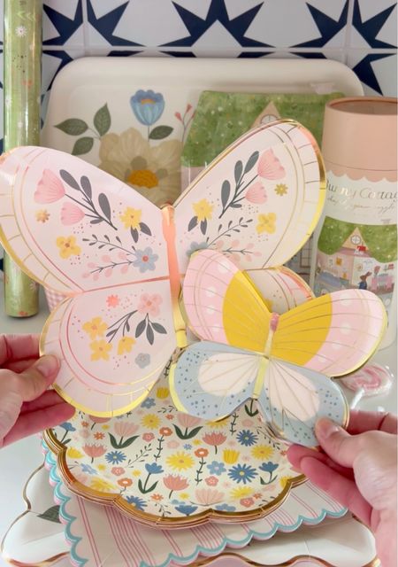 My minds eye Easter, my minds eye spring, Easter decor, Easter party, Easter paper goods, spring party, Easter basket

The cutest My Mind’s Eye collection for Easter and spring!🌸🐰 

#LTKfamily #LTKhome #LTKfindsunder50