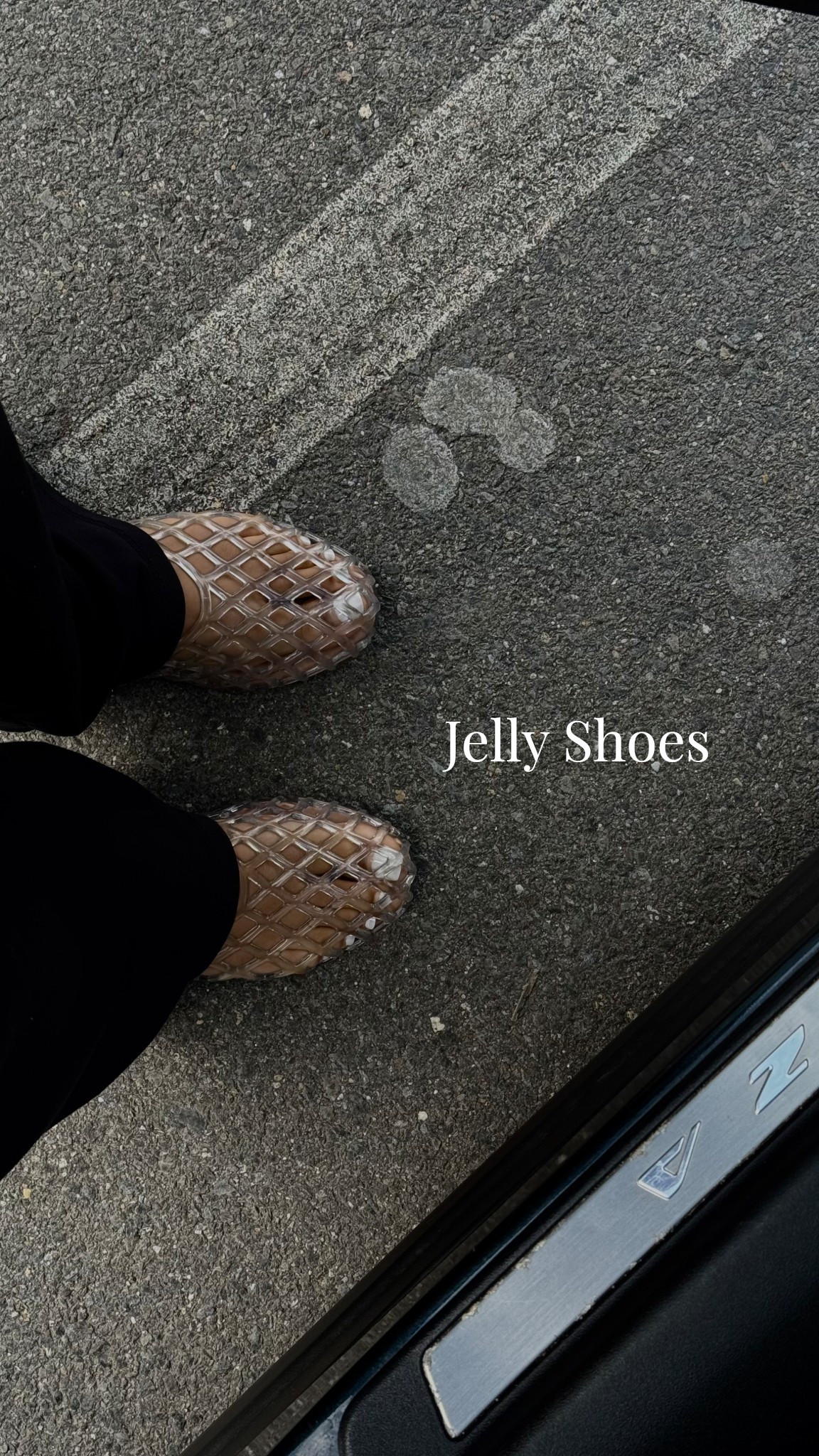 I’m obsessed with these old navy jelly shoes! They’re extremely comfortable. 10/10 

#LTKShoeCrush #LTKStyleTip #LTKFindsUnder50