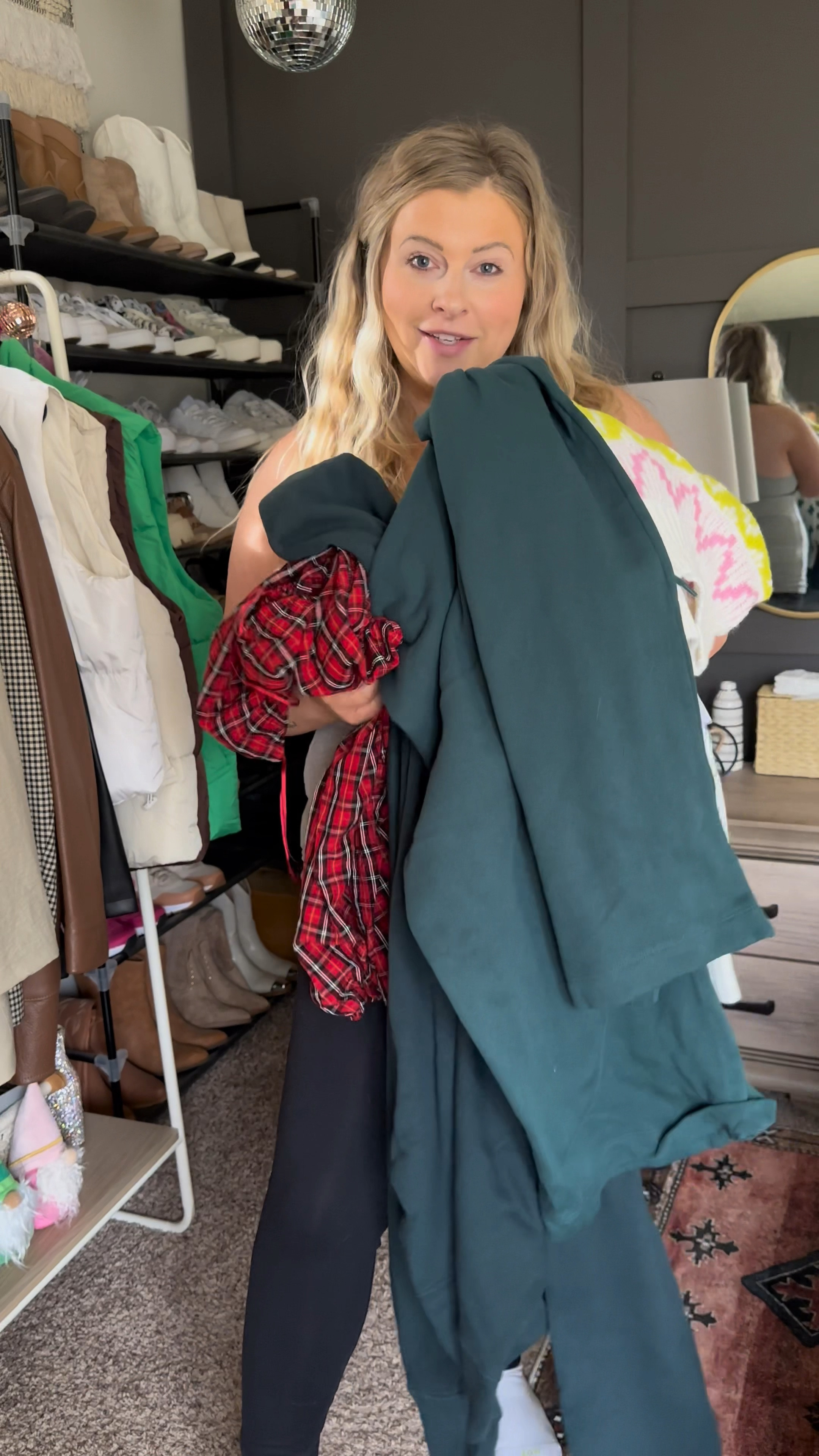 Old navy haul
Midsize fashion
Midsize holiday dresses
Postpartum body


#LTKHoliday #LTKsalealert #LTKfindsunder50