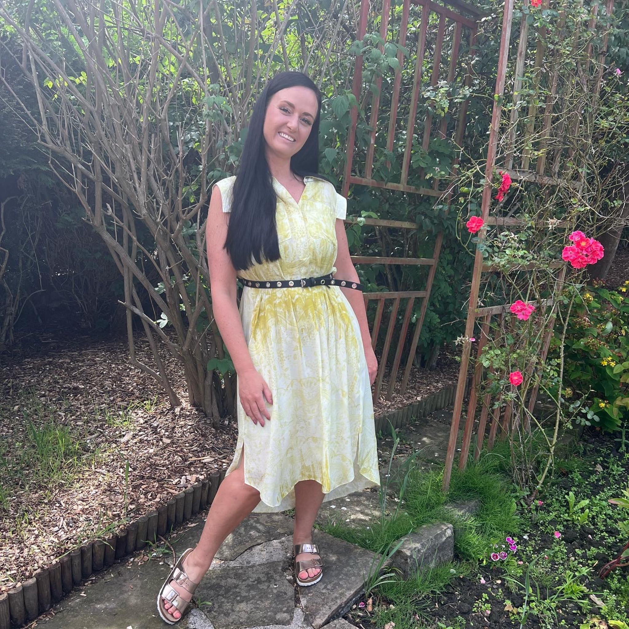 Summer style 💛

https://rstyle.me/+P1Jcv3gE-HBsrKssL671fA

#LTKSeasonal #LTKunder50 #LTKeurope