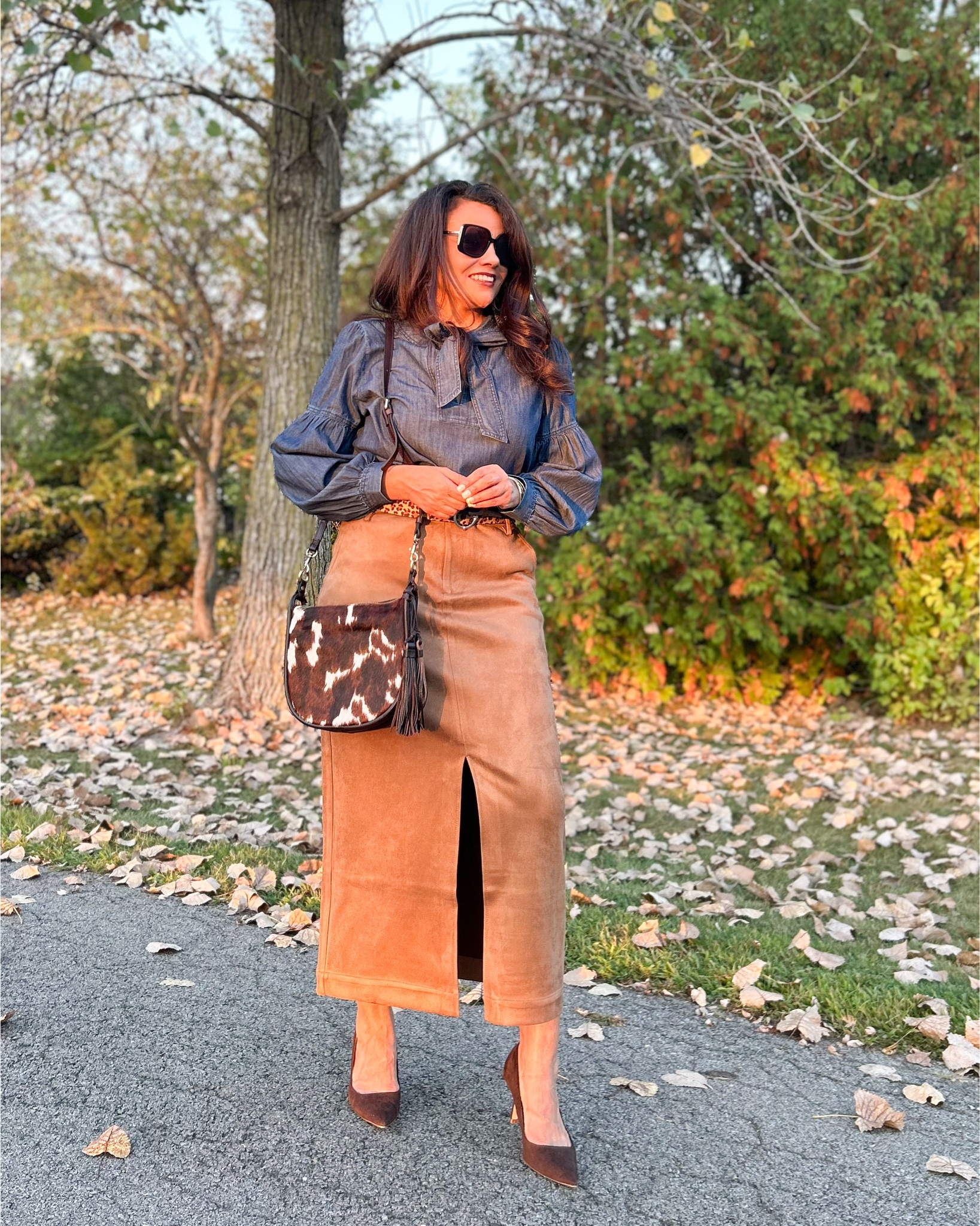 Hello October my favorite month of the year! It’s Libra season!  This look is giving classic fall vibes in this faux suede and denim look! Who else loves October? 

#LTKSaleAlert #LTKMidsize #LTKOver40