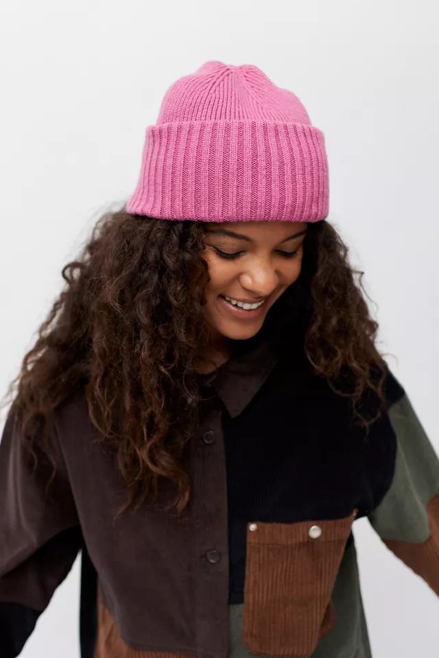 Chloe Tall Ribbed Beanie | Urban Outfitters (US and RoW)