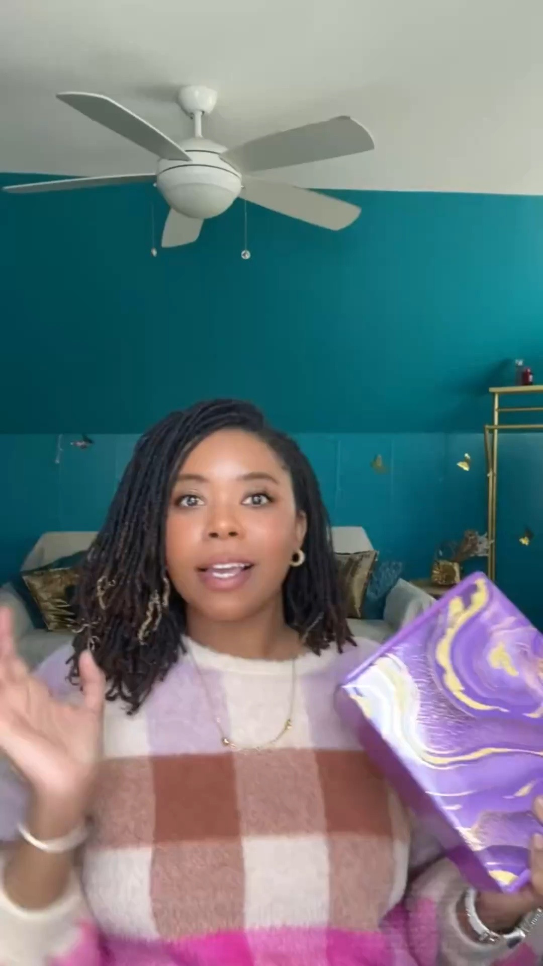 I'm sharing an amazing gift discovery that's currently on sale for just $15.This beautiful lavender-scented box comes with a thoughtful card that says Sometimes you forget you're awesome, so this is your reminder. It's the perfect present for Mother's Day, birthdays, or to show someone you care. The boxes come in different colors, and I'm planning to get more. I've included a link to the product below so you can grab one while it's on sale.

#MothersDayGift #GiftIdea  #BirthdayGift #GiftGuide 

#LTKselfcare #LTKmomlife #LTKSeasonal