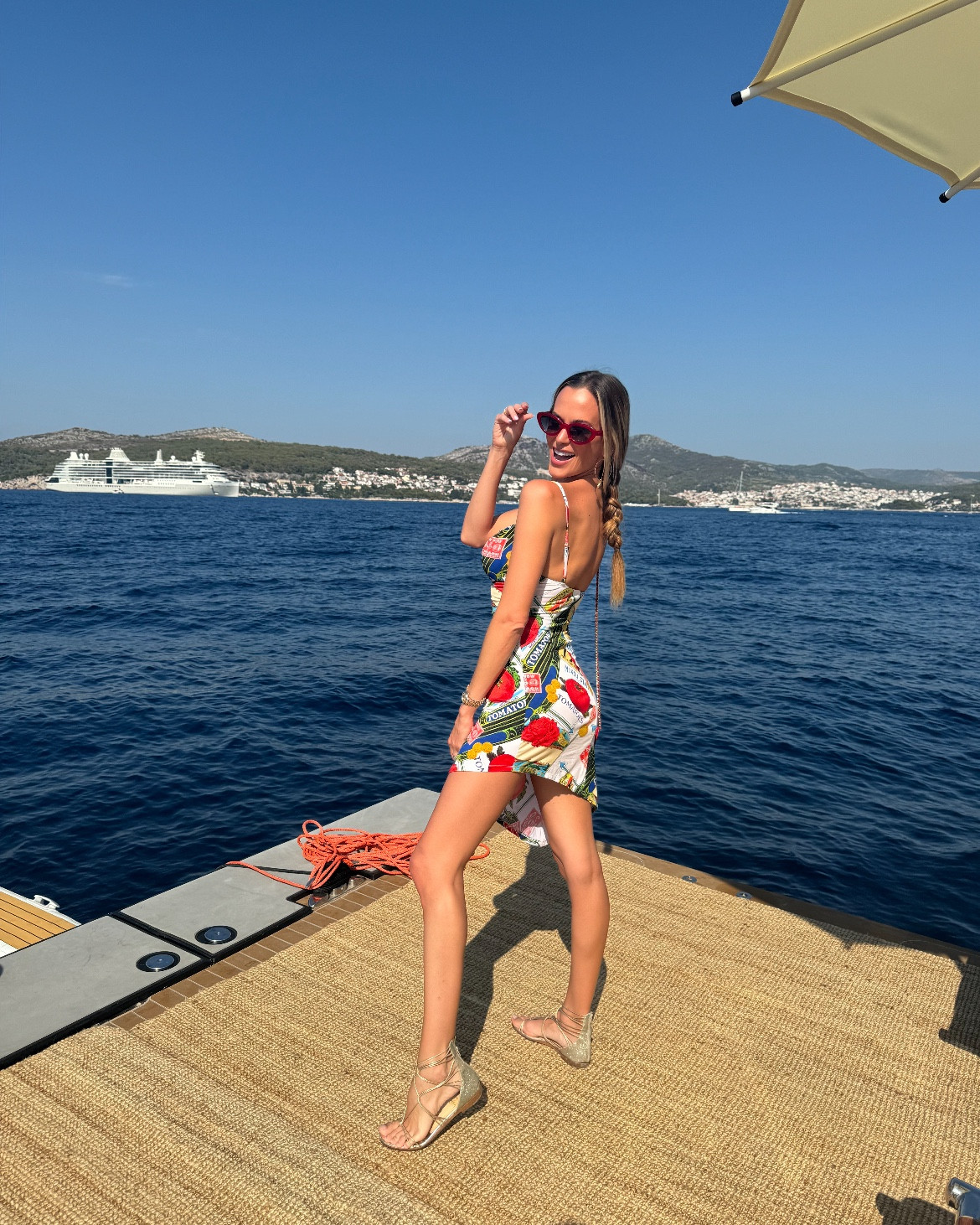 Fun patterns & a pop of red♥️

#LTKStyleTip