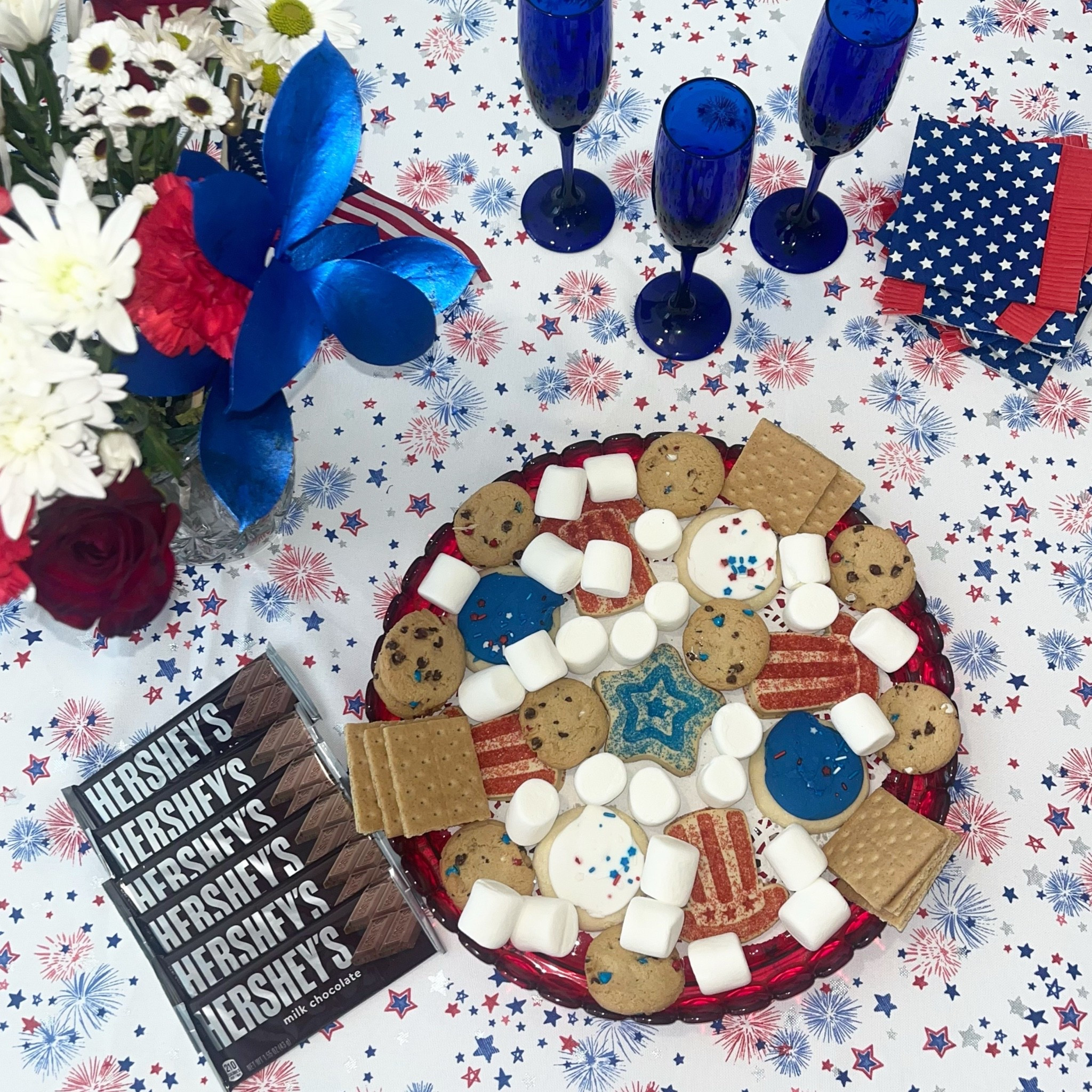 S’mores season officially starts now. 🇺🇸🔥🍫

#LTKfoodie #LTKmomlife #LTKSeasonal