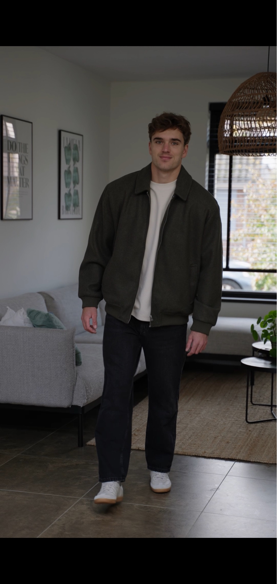 Wearing XL on the jacket and size 44 on the jeans

I’m 1.86m/6’1ft and weigh 90kg/200lbs