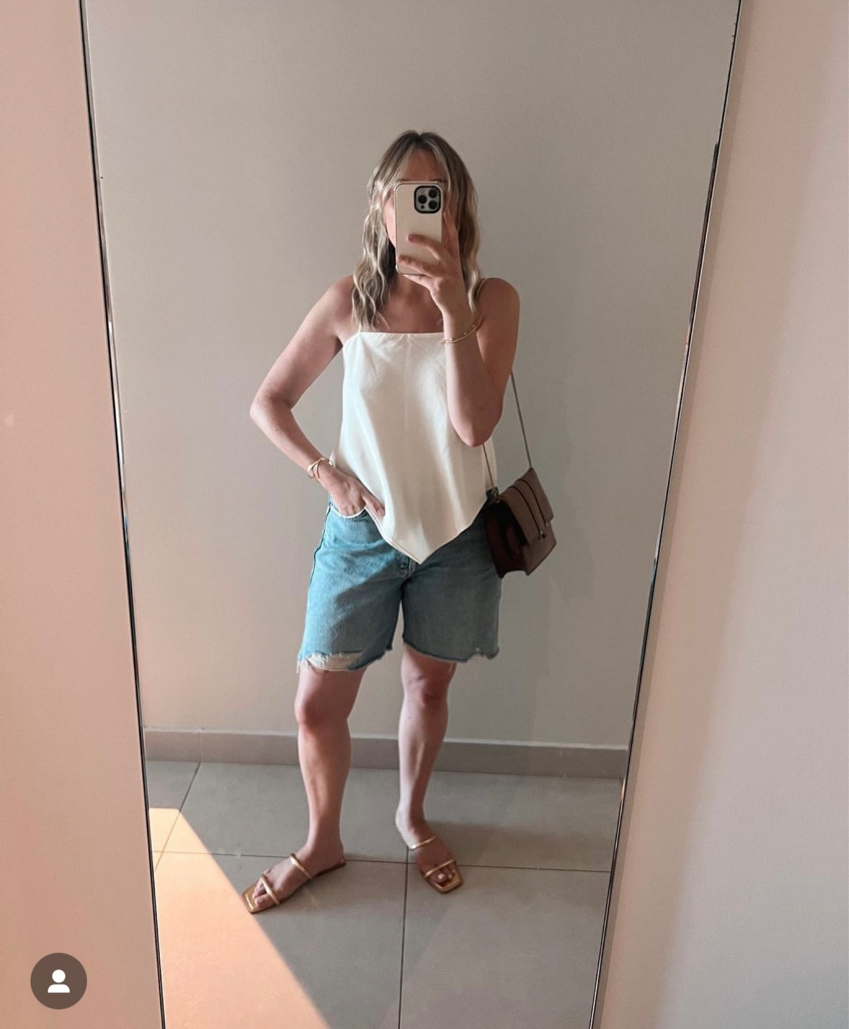 Denim Bermudas (size up)
Holiday style
Simple holiday outfit


#LTKSeasonal #LTKeurope #LTKunder100