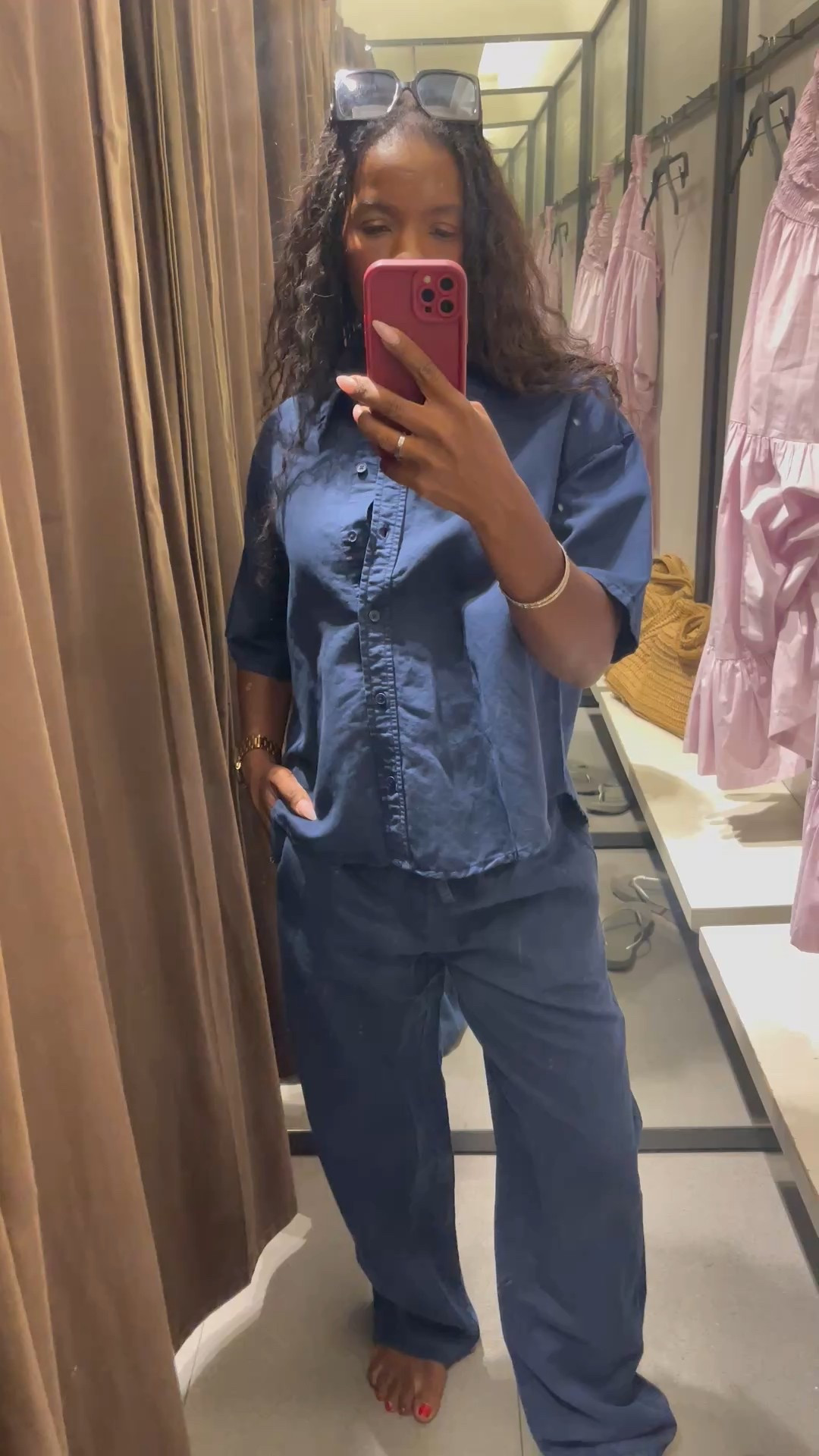 This set is so comfy . Definitely wearing it for travel 

#LTKStyleTip #LTKFindsUnder100 #LTKSeasonal