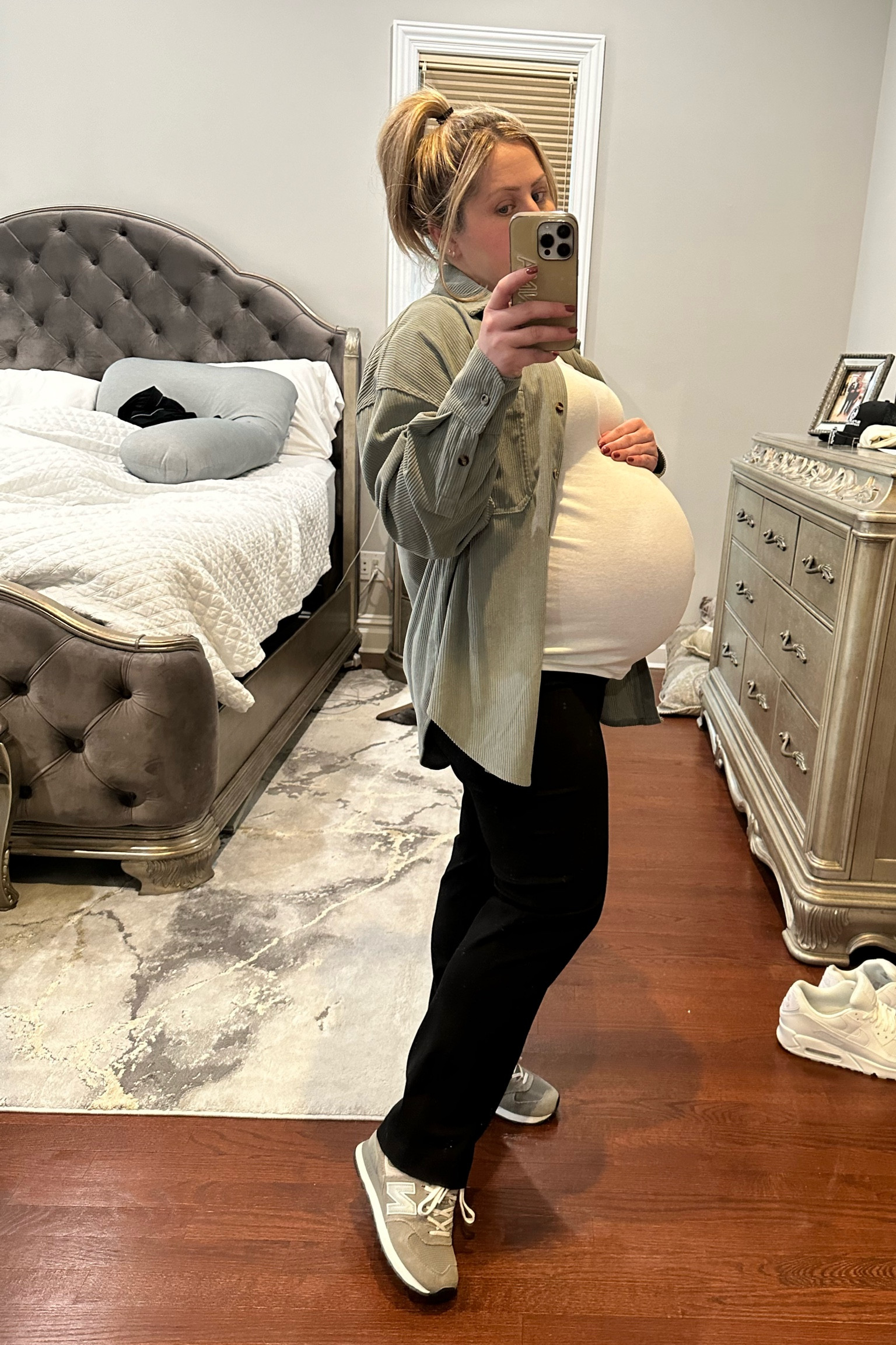 Outfit of the day

#LTKfindsunder100 #LTKSeasonal #LTKbump