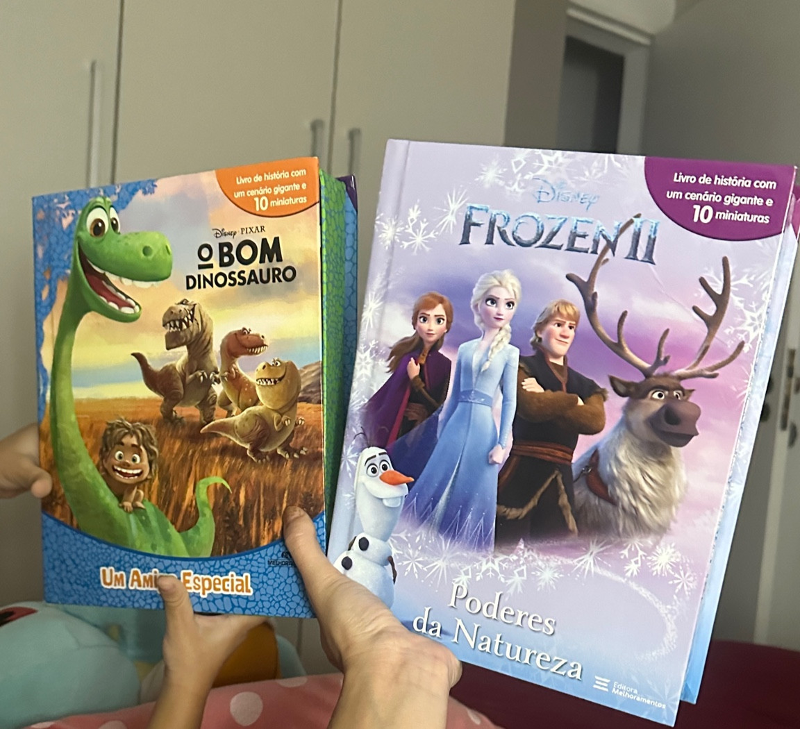 Os escolhidos da leitura hoje foram esses! Essa coleção é sensacional! Vem com 10 miniaturas lindas e um mega cenário 🥰 #livro #livroinfantil #maternidade

#LTKbrasil #LTKkids #LTKfamily