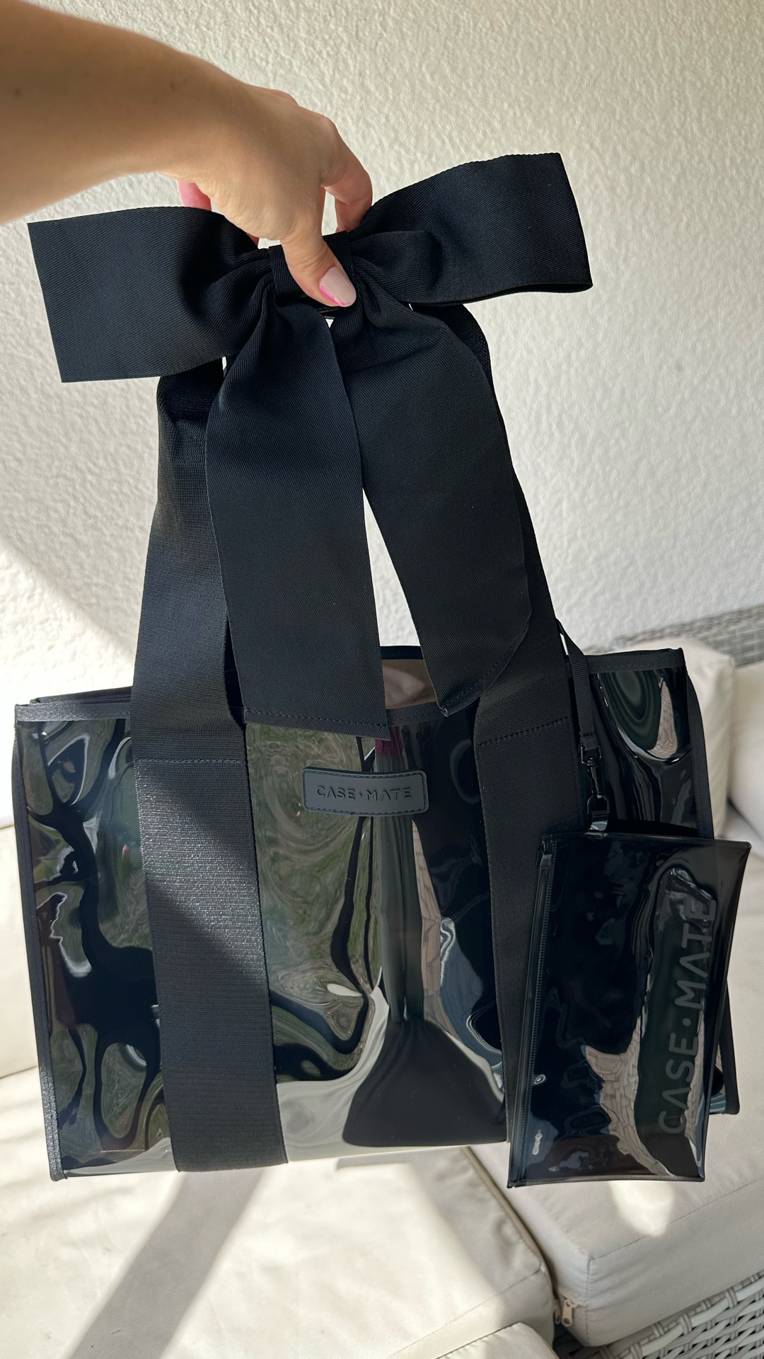 Casemate midnight jelly tote bag !! So adorable ! I love the big bow detail & also has a phone holder on the inside for travel 

#LTKdayinmylife #LTKTravel #LTKActive