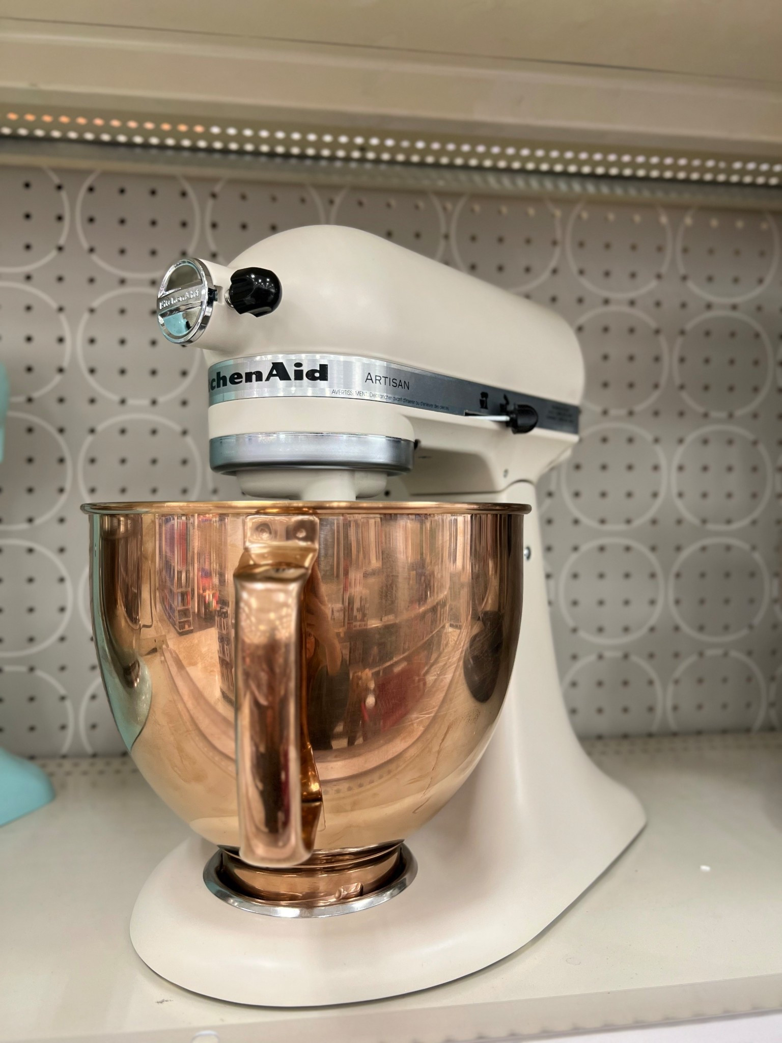 Christmas gift idea for really anyone, but especially the bakers out there!! On sale, too! She’s a beaut 😍

Kitchen Aid, Stand Mixer, Wife Gift Ideas, Bakers Kitchen, Christmas Gift, KitchenAid Mixer 

#LTKmomlife #LTKGiftGuide #LTKHome