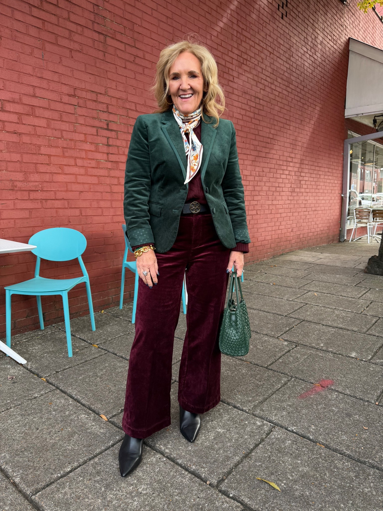 Blazer I size up to attend regular
Cashmere sweater I sized up to a large
Beautiful velvet jeans by Paige this is the anessa style . If you love the Paige and denim , you’re going to love these pants.
Stevie leather bootie. I size up 1/2 

Amazon scarf. 

Thanksgiving outfit velvet, blazer, velvet pants, burgundy, monochromatic look

@quince @jcrewfactory @paige


#LTKHoliday #LTKootd #LTKOver40