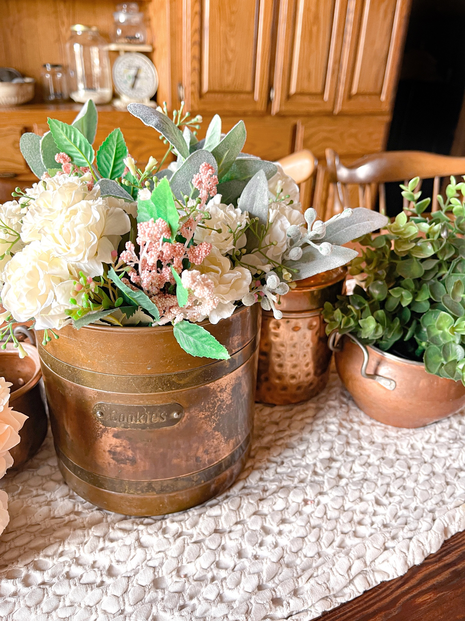 Spring has  arrived and you’re gonna want to spread those florals through your house. But if you’re like me 🤧 maybe you’re better suited to the faux ones! Let me help! 

#LTKhome #LTKSeasonal