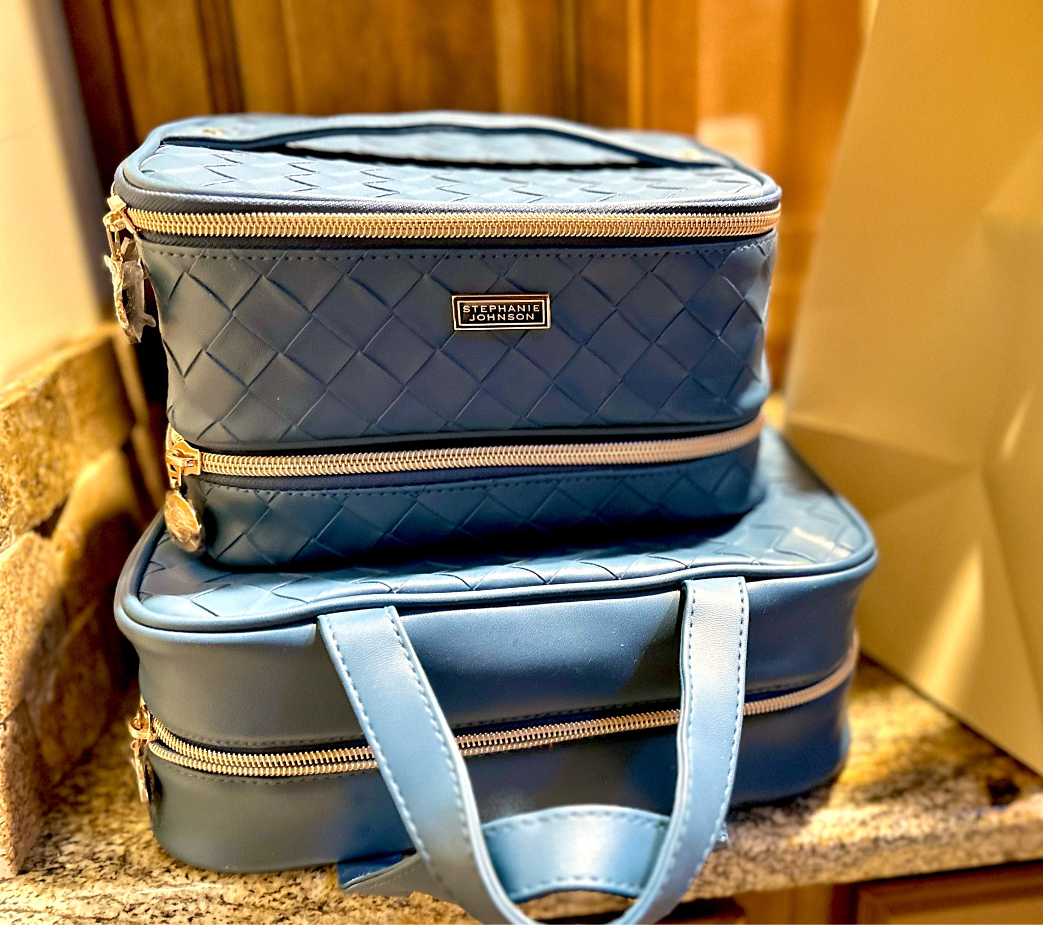 Essential travel bags perfect for organizing your makeup and toiletries 

Stephanie Johnson | travel | bags | makeup | neiman Marcus | 

#LTKstyletip #LTKtravel #LTKbeauty