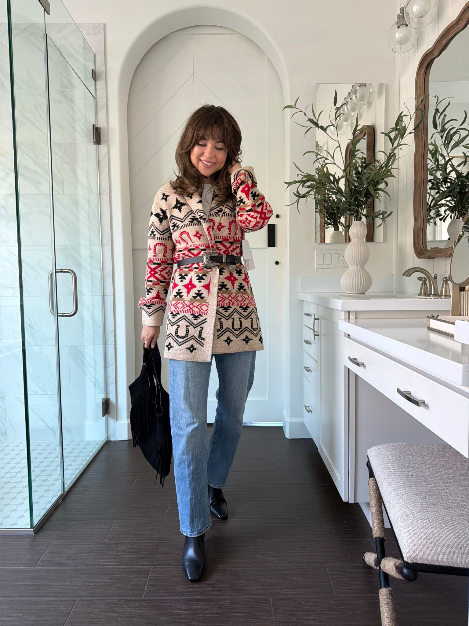 This is how I’m doing the western trend this season — cozy, classic, and wearable.
Styled with petite denim + boots I can walk in all day.

Top XS 
Cardigan XS 
Jeans 25p
Western Belt 
Fringe bag 

western inspired outfit | fall fashion | petite cardigan | petite friendly denim | everyday fall outfit | 5’2 fall style | mom outfit 


#LTKStyleTip  

Comment SHOP below to receive a DM with the link to this post on my LTK ⬇ https://liketk.it/5vLTD #ltkpetite #ltkseasonal

#LTKootd #LTKPetite #LTKSeasonal