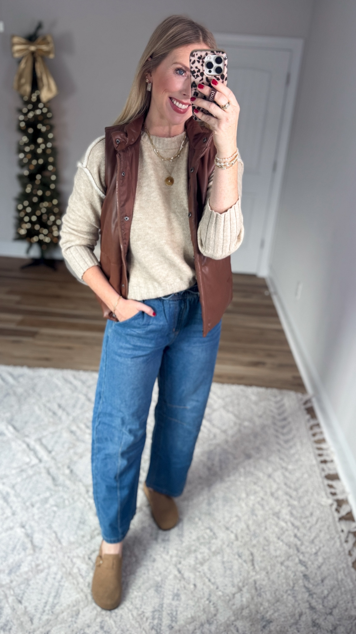 Daily try on, Amazon jeans, Amazon style, Maurices outfit, faux leather vest

Small 

#LTKFindsUnder50 #LTKSaleAlert