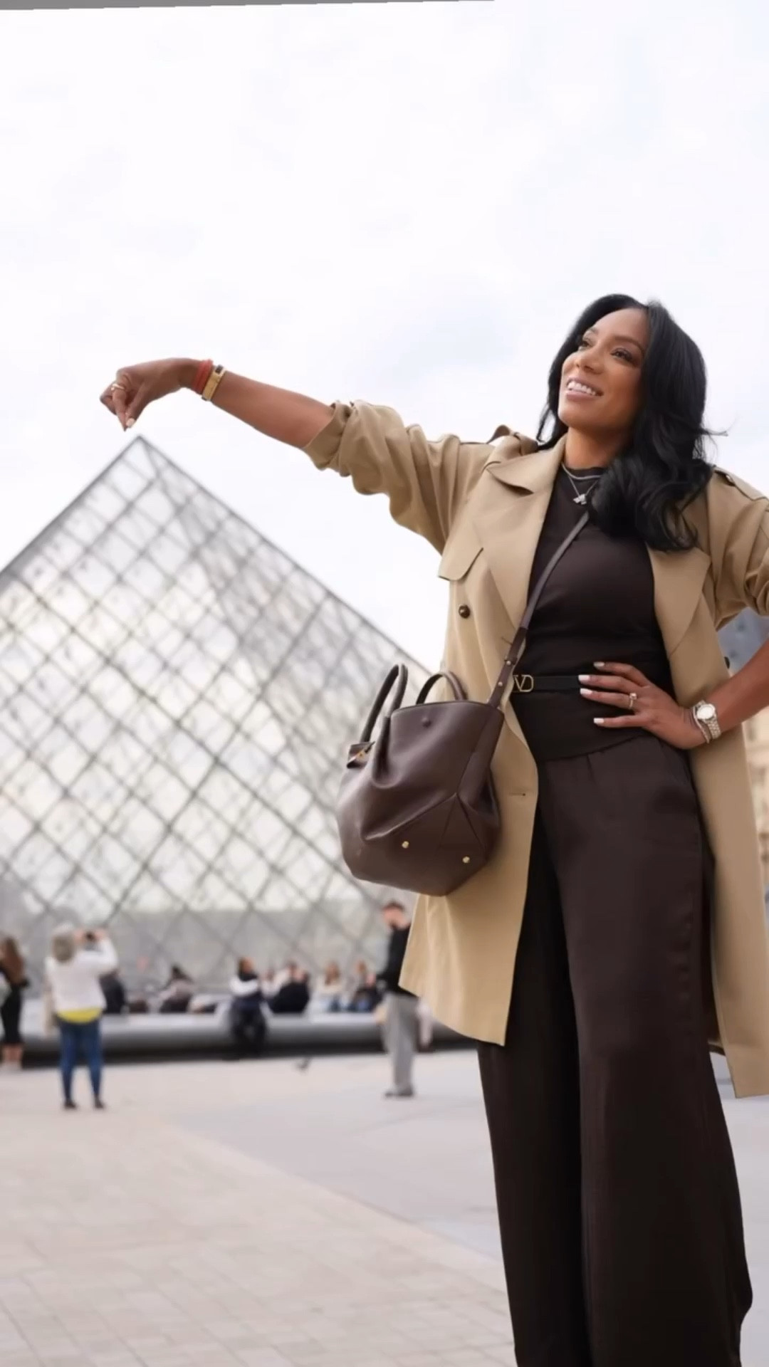 A day in Paris….

Captured in moments that still feel like a dream. The first of many from this trip and just the beginning of the story.

All content created with @raybanmeta  #notsponsored 

#ParisInADay #LuxuryTravel #TravelDiaries #CityOfLight #ParisStyle #EditorialTravel