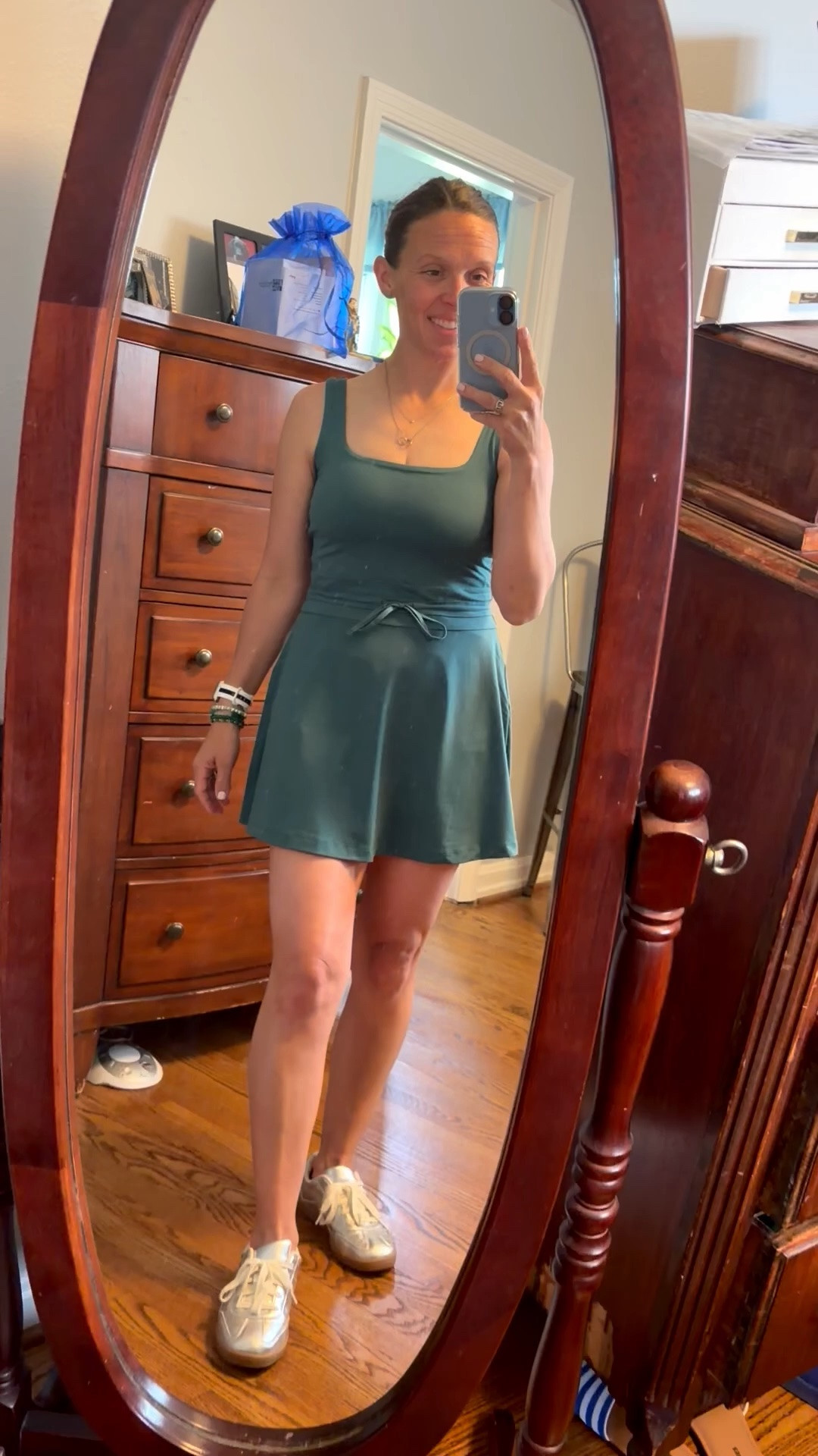 I am pretty obsessed with the color of this dress! Plus, it has the pull down shorts! Simple look, flowy skirt - an easy summer activewear dress 


  #athleisure #athleticdress #activewear #tennisdress #golfdress @Target

#LTKSeasonal #LTKU #LTKOver40 #LTKvlog #LTKstorytime