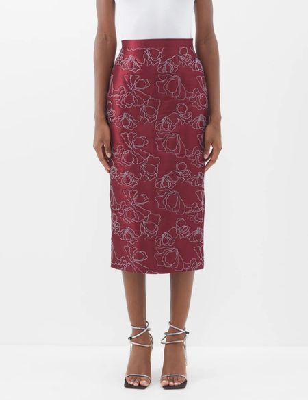 Eyeing this beautiful embroidered burgundy skirt for the upcoming holiday season. Such a great sale price on a stunning yet classic piece! 

Pair with silver sling-backs or sandals 

#LTKSeasonal #LTKsalealert #LTKstyletip