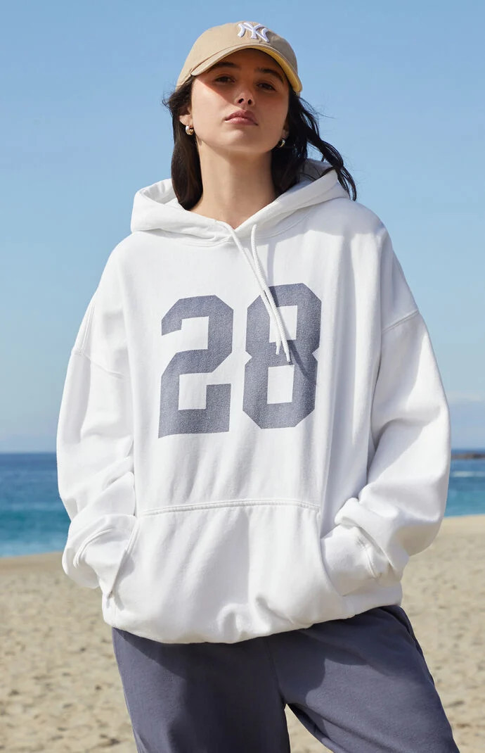 John Galt Women's Christy 28 Oversized Hoodie in White | PacSun