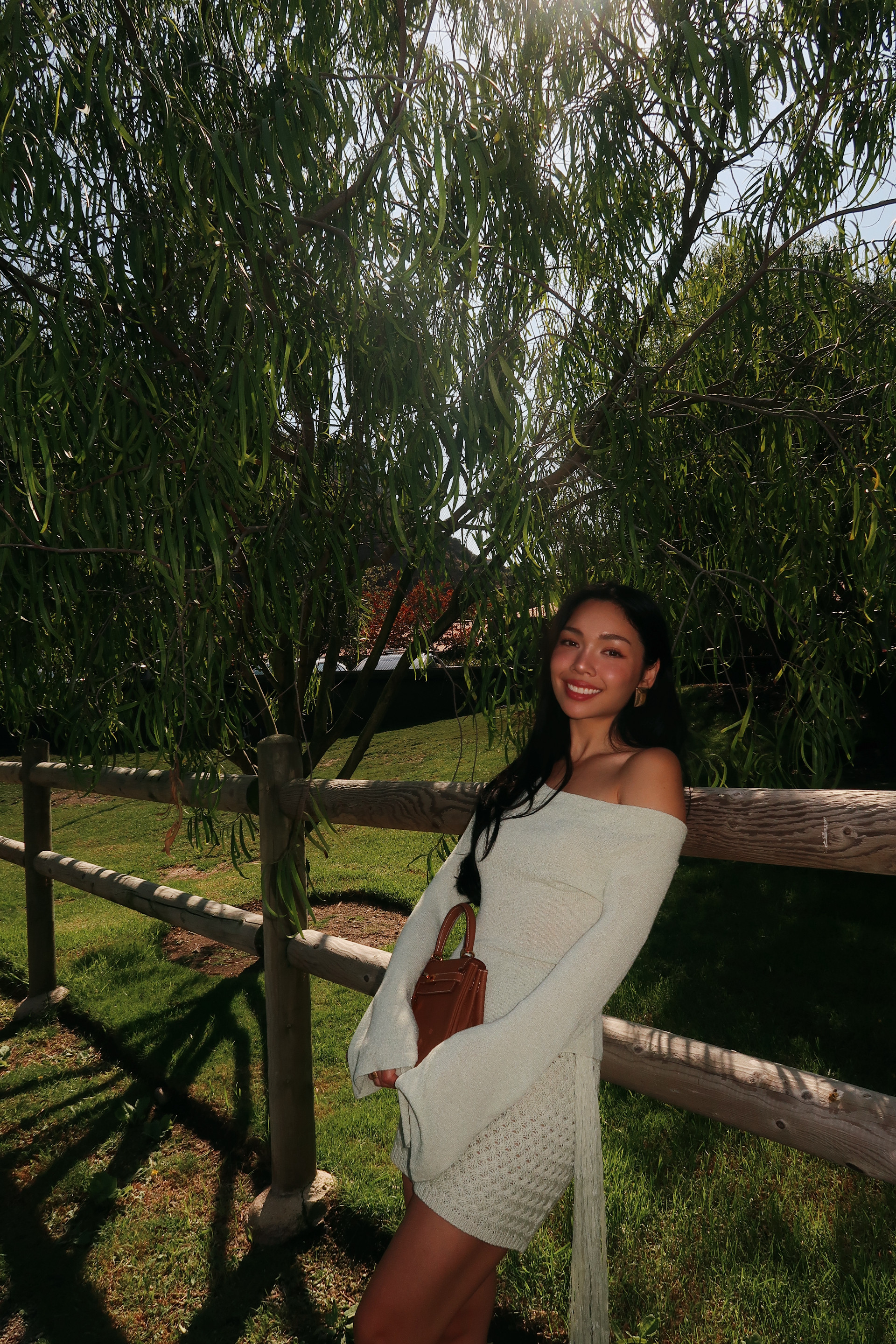 Laguna Beach Outfit

wearing XXS for top & bottom 

 