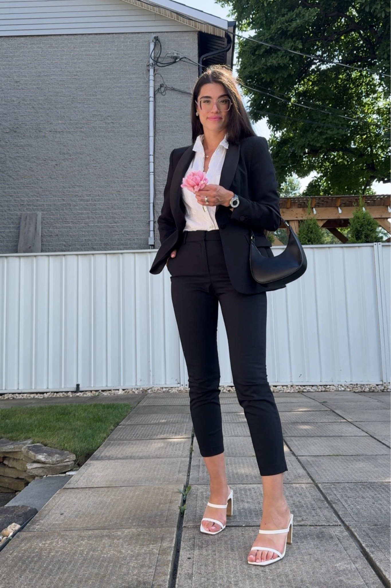 My favourite pants from H&M 20$ and there’s some stretch at the waist . They hit above my ankles because I’m 5’8
 

#LTKFindsUnder50 #LTKSeasonal #LTKWorkwear