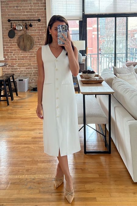  Bride look that’s classy enough for the office too. How cute for a bridal brunch? I’m in an XSP. Use code AFSHORTS for an additional 15% off 

#LTKSaleAlert #LTKWedding