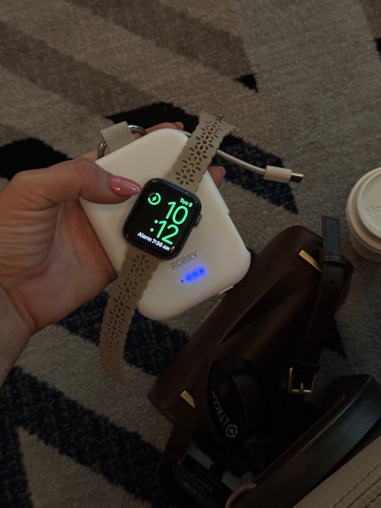 The only way I’ve been getting throughhhh this conference is with this portable charger! And it’s on sale right now on Amazon!

I love that it’s a 3 in 1 and you can charge your watch too!

#LTKCon