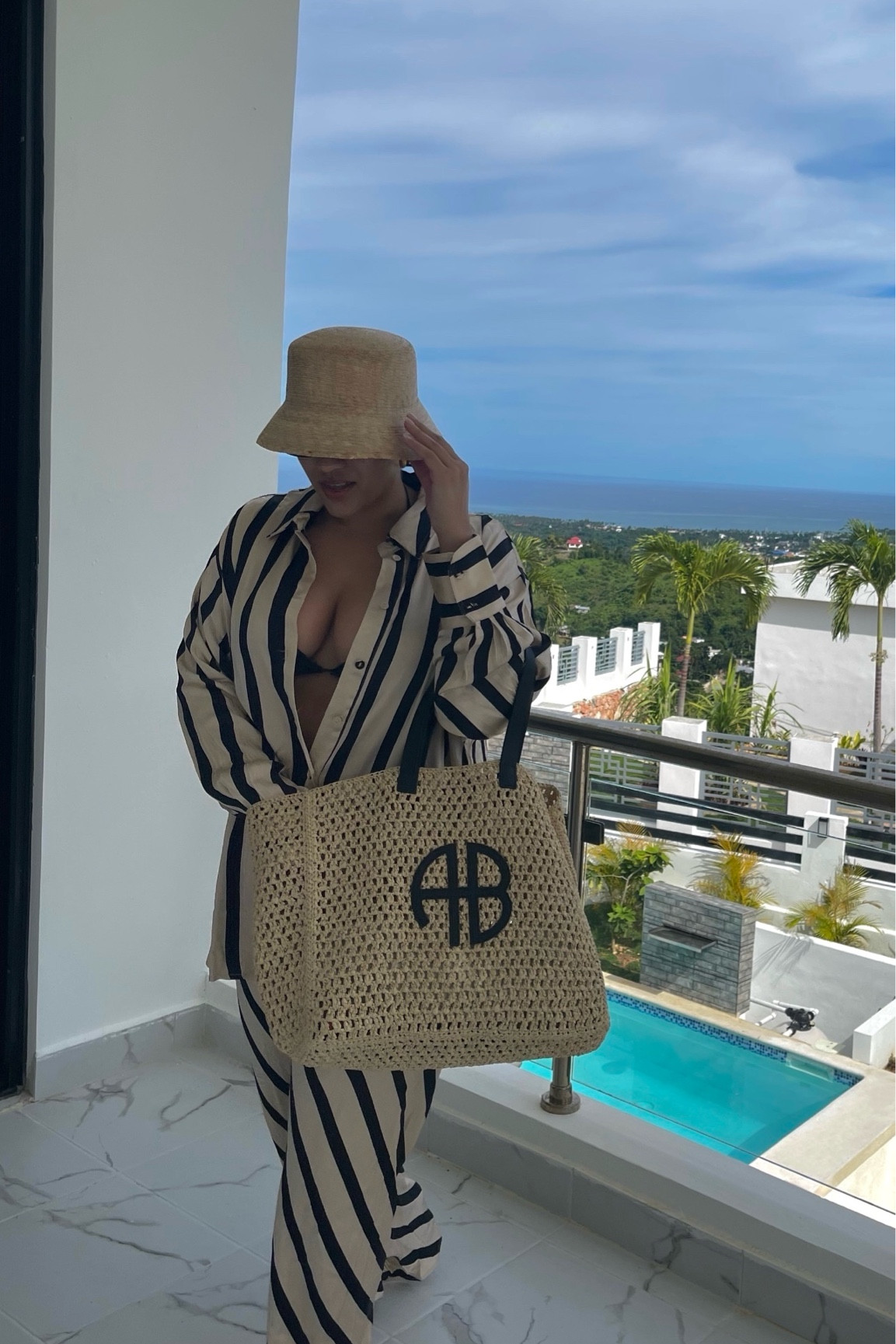 Beach style 🖤

#LTKswim #LTKtravel #LTKstyletip