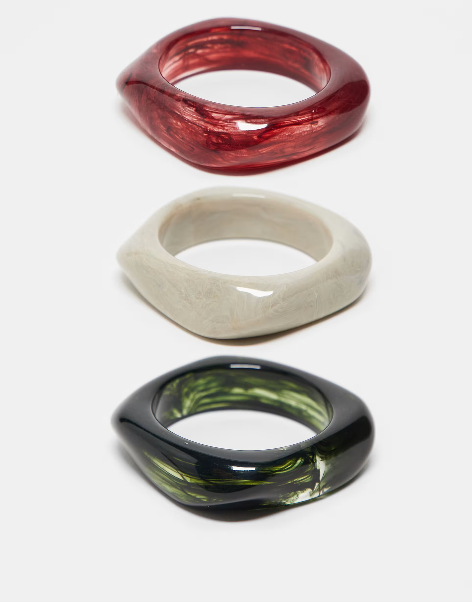 ASOS DESIGN pack of 3 resin bangles in burgundy and green | ASOS (Global)