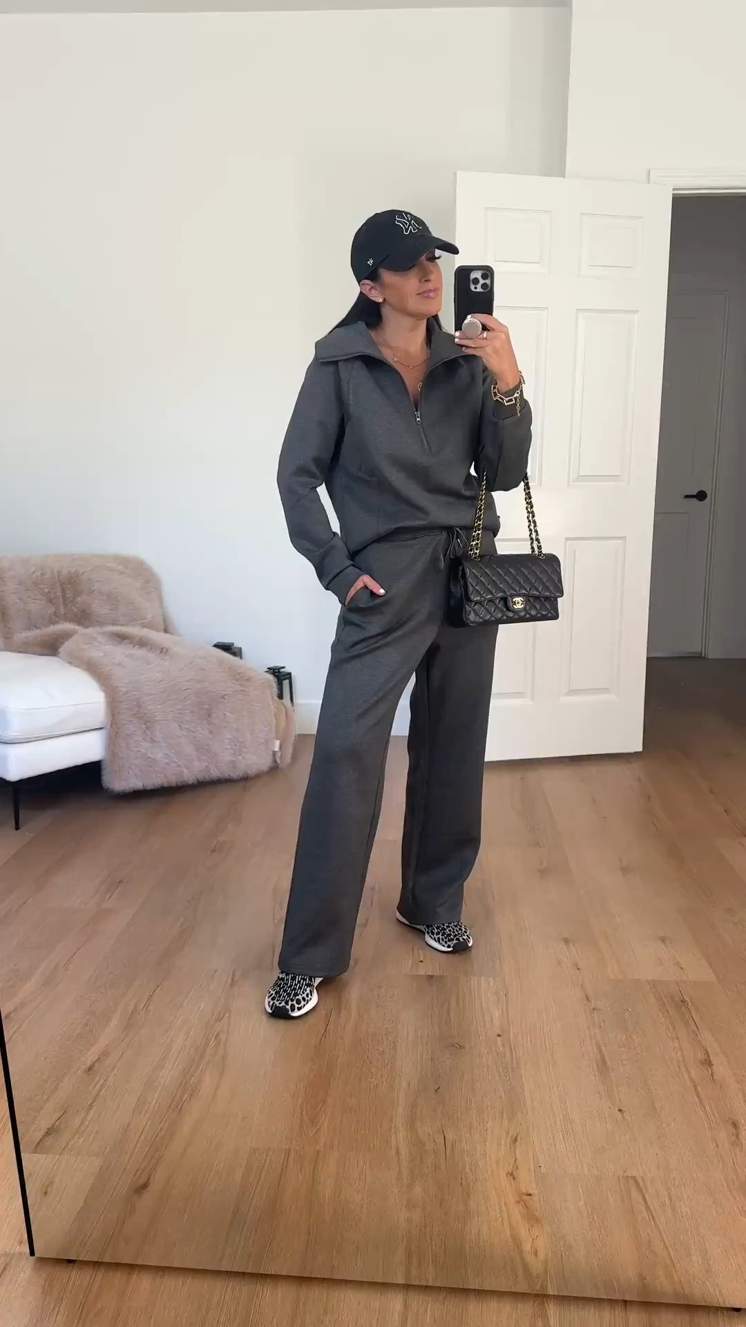 Feels like Spanx two piece set wearing size medium. 