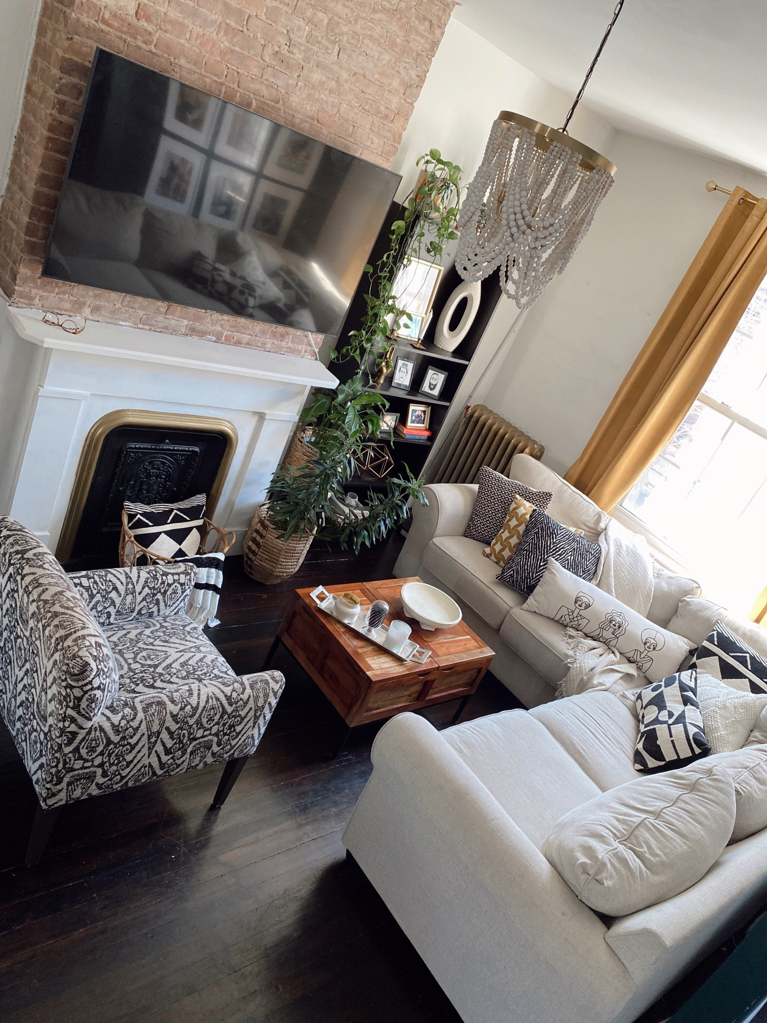 Living room decor 

#LTKstyletip #LTKunder100 #LTKhome