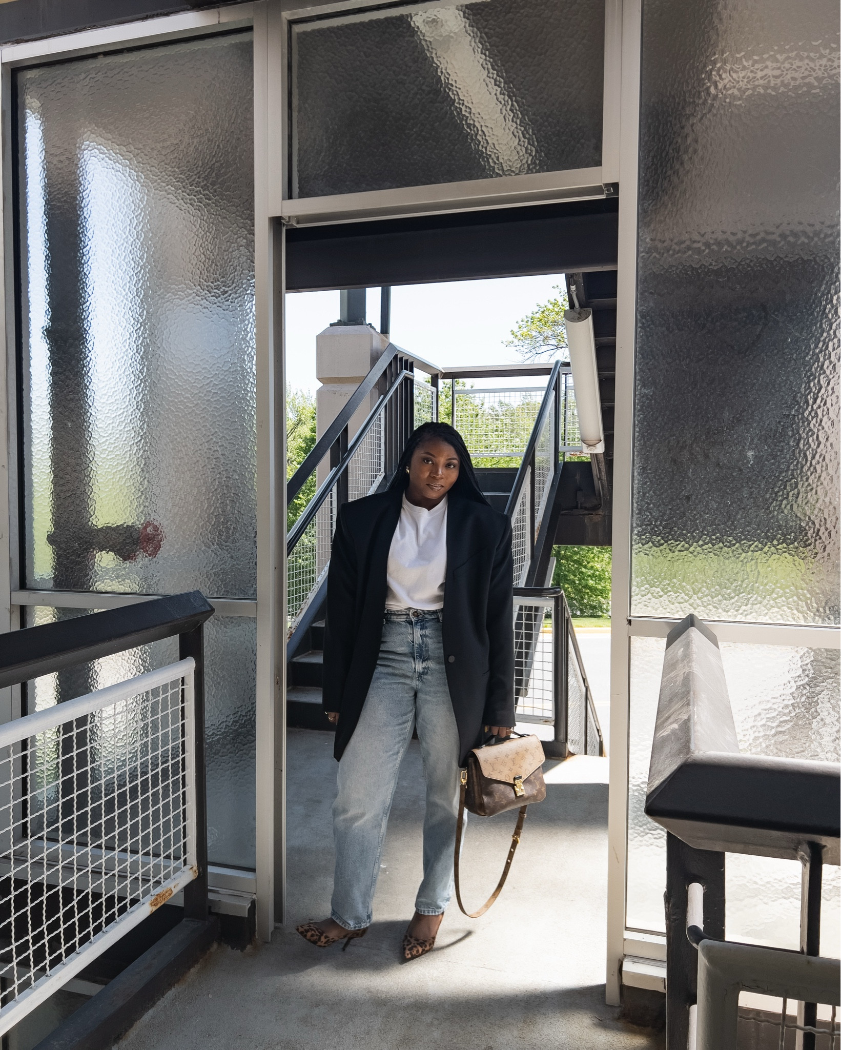 There’s something about a simple, intentional look that just feels right.
Blazer. Denim. Leopard.
Proof that you don’t have to overcomplicate it to make a statement.”
#WeekendStyle #ChicAndSimple #ModernClassic #SundayBest


Comment SHOP below to receive a DM with the link to shop this post on my LTK ⬇ https://liketk.it/5cfTY #ltkmidsize #ltkstyletip #ltkpetite

#LTKStyleTip #LTKMidsize #LTKPetite