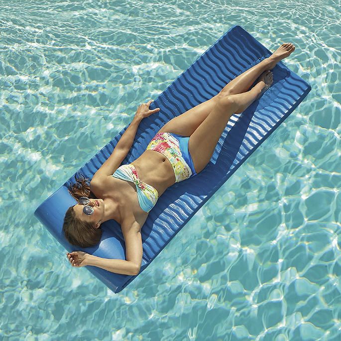 2" Resort Pool Float | Frontgate