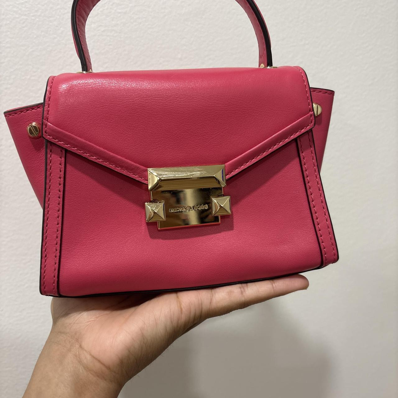 Michael Kors Women's Crossbody bags - Pink | Depop US