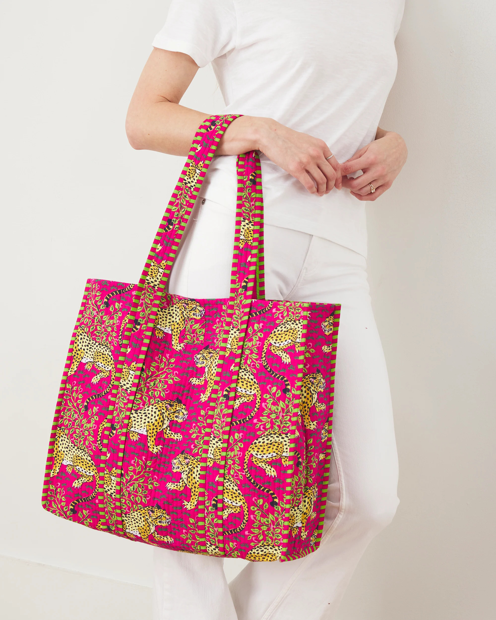 Bagheera - The Traveler Tote - Hot Pink | Printfresh