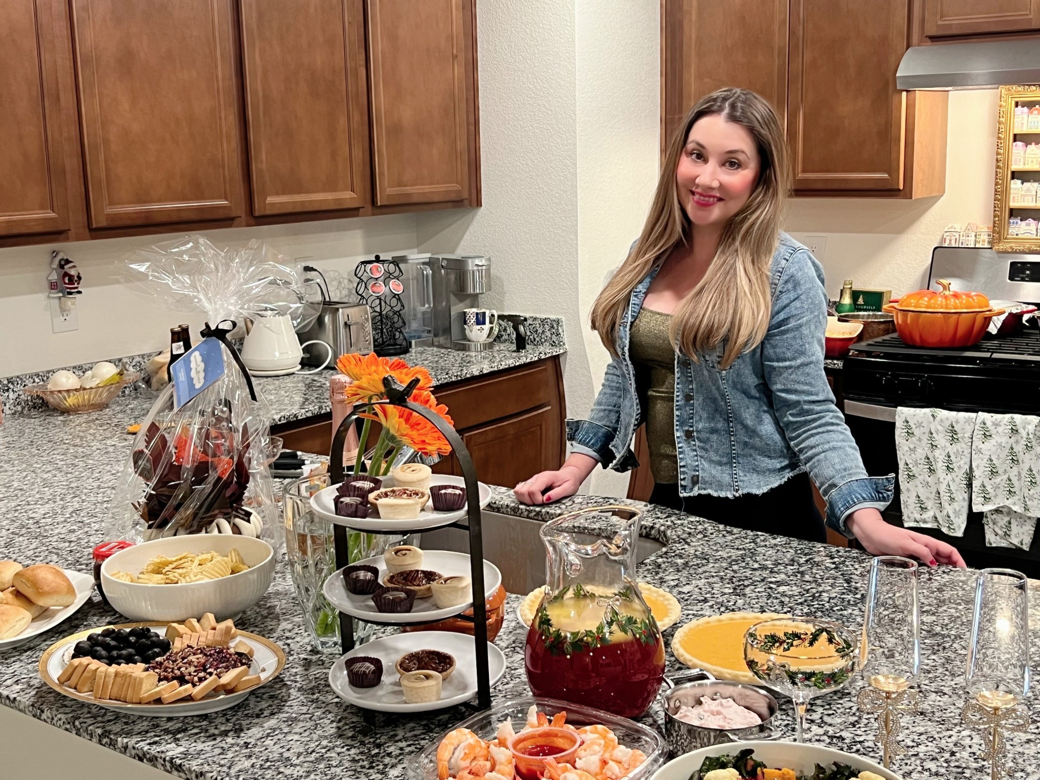 Thankful and blessed this holiday season. In my favorite place, the kitchen! 


#LTKdayinmylife #LTKCyberWeek #LTKHoliday