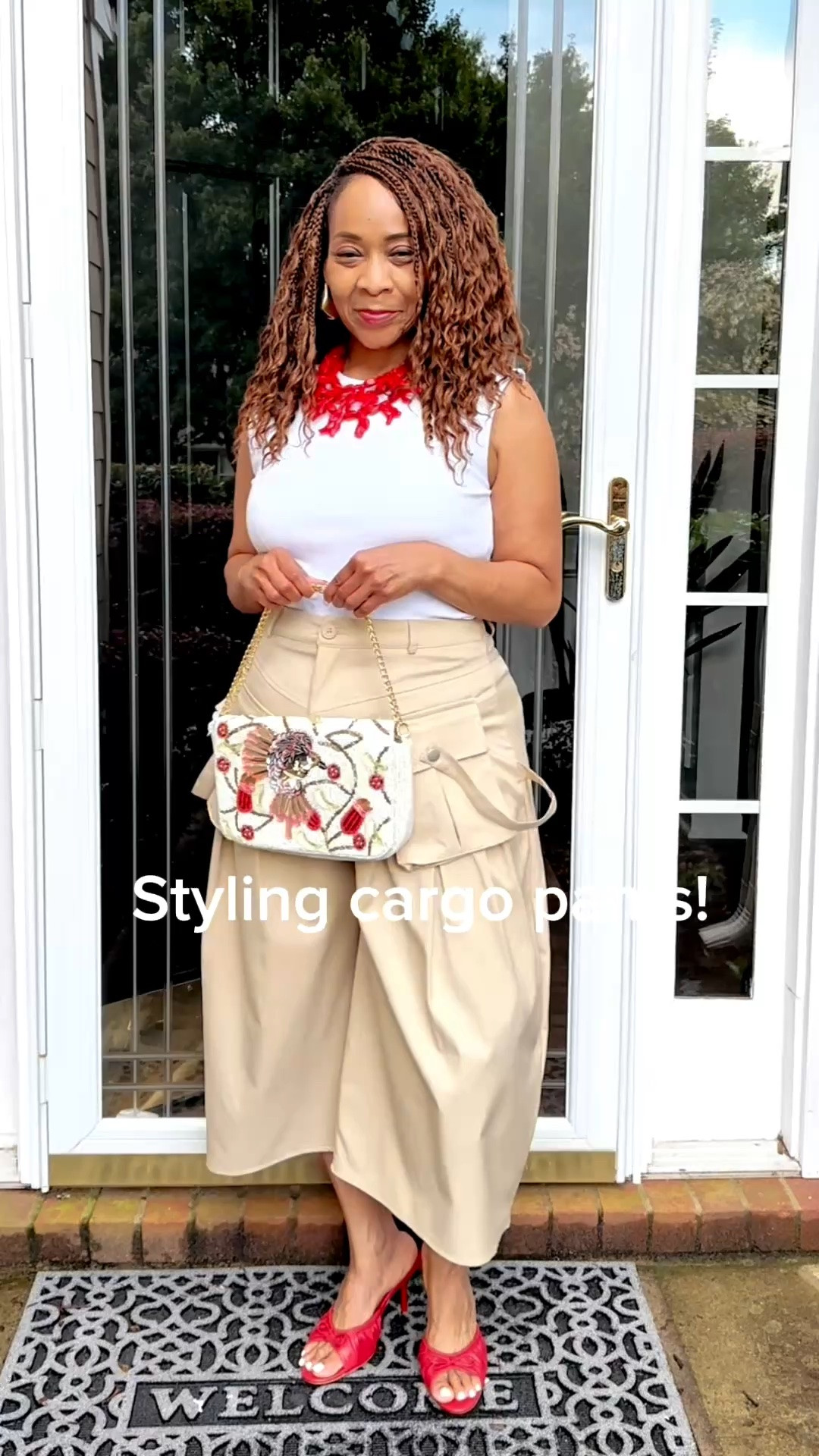 Cargo pants are perfect when you want an edgy/sassy vibe!  These are perfect!  I am wearing a size large.  I weigh 157 lbs and height 5’3”.
Red heels @nordstromrack
Beaded Handbag @Marshalls 
Necklace & Pants @shein

#LTKgrwm #LTKootd #LTKOver40