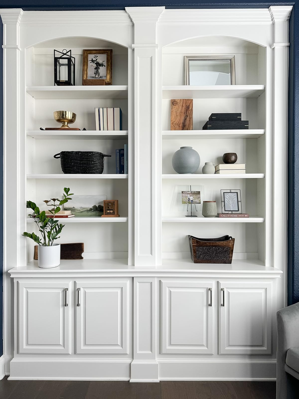 Loving my little built-in cabinet in my living room! It gives me all of the cool fresh winter vibes with the muted earth tones 🫶🏼

#amazonfinds #amazonhome #builtincabinet #livingroomdecor #modernhomedecor

 

#LTKFindsUnder50 #LTKFindsUnder100 #LTKHome