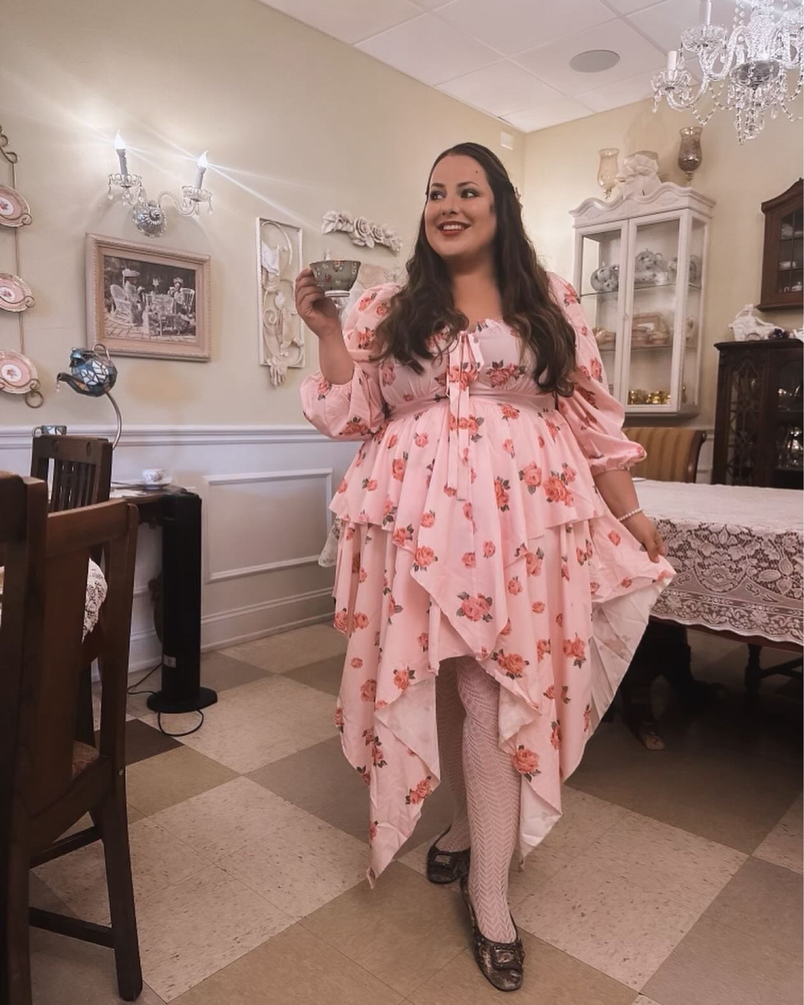 In my Bridgerton era 💎🎀☕️

Plus size dress 
Plus size shein 
Bridgerton dress 
Plus size puff dress 
Plus size spring dress 

#LTKParties #LTKWedding #LTKPlusSize