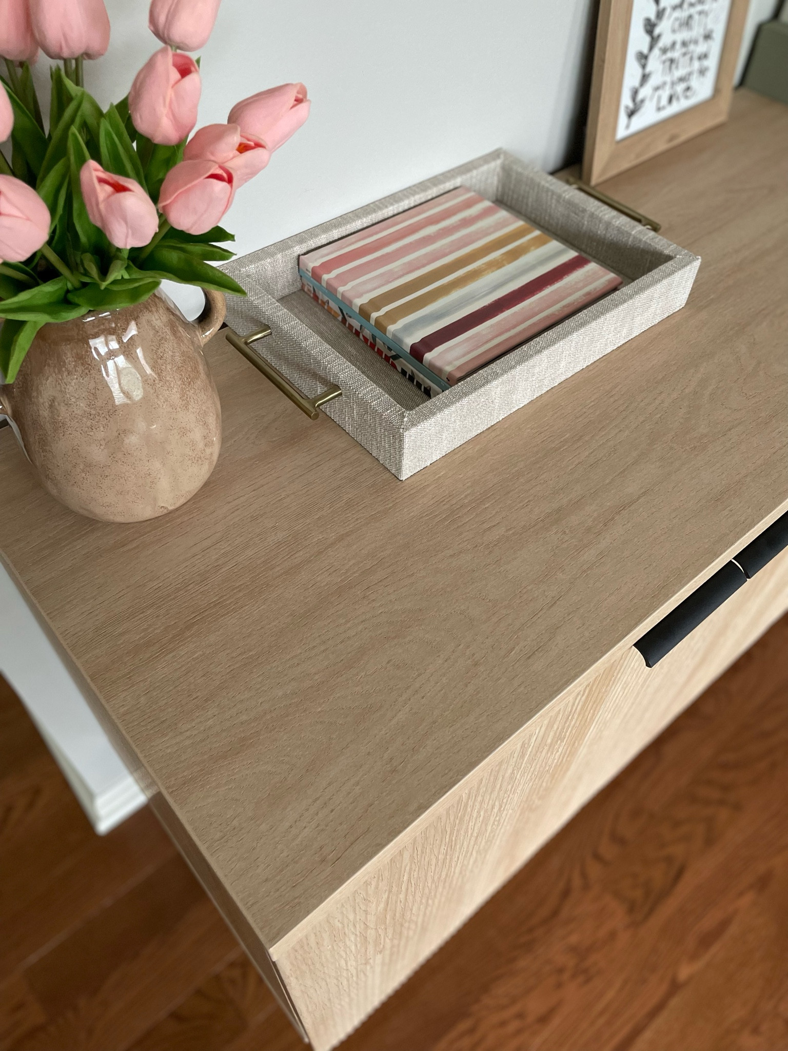 Console table styling

The books are Chatbooks! I love putting memories from the years into these. I’m actually very overdue 🙈 but my kids love grabbing them and looking at all the pictures!

#LTKstyletip #LTKhome